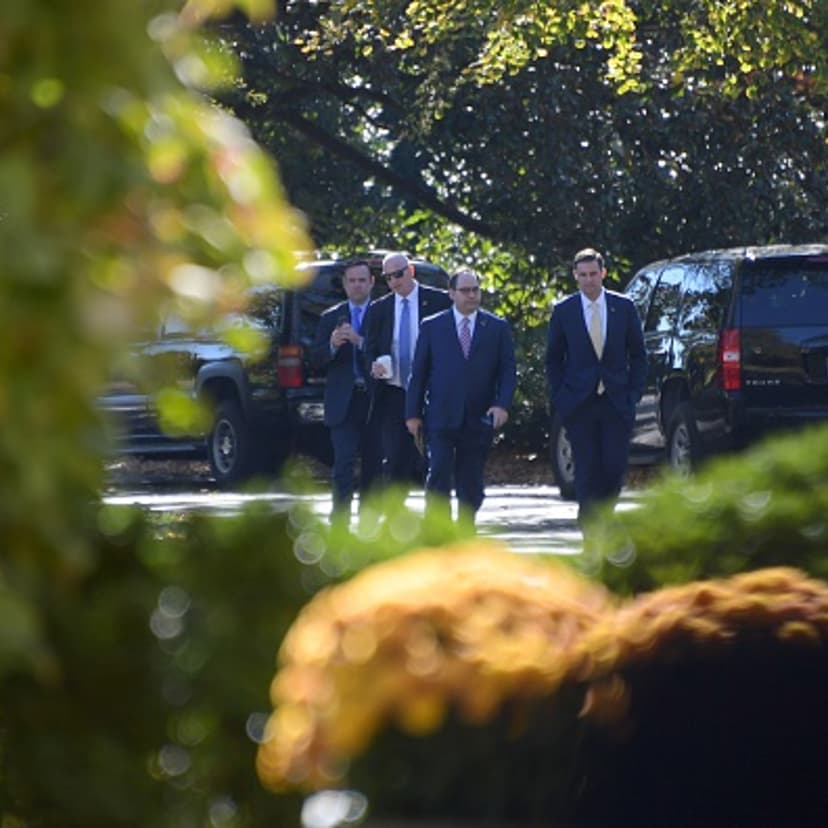 Trump aide Dan Scavino (L) and other members of President-elect Donald Trump's staff arrive at the White House as Trump attends a transition planning meeting with US President Barack Obama on November 10, 2016 in Washington, D.C.