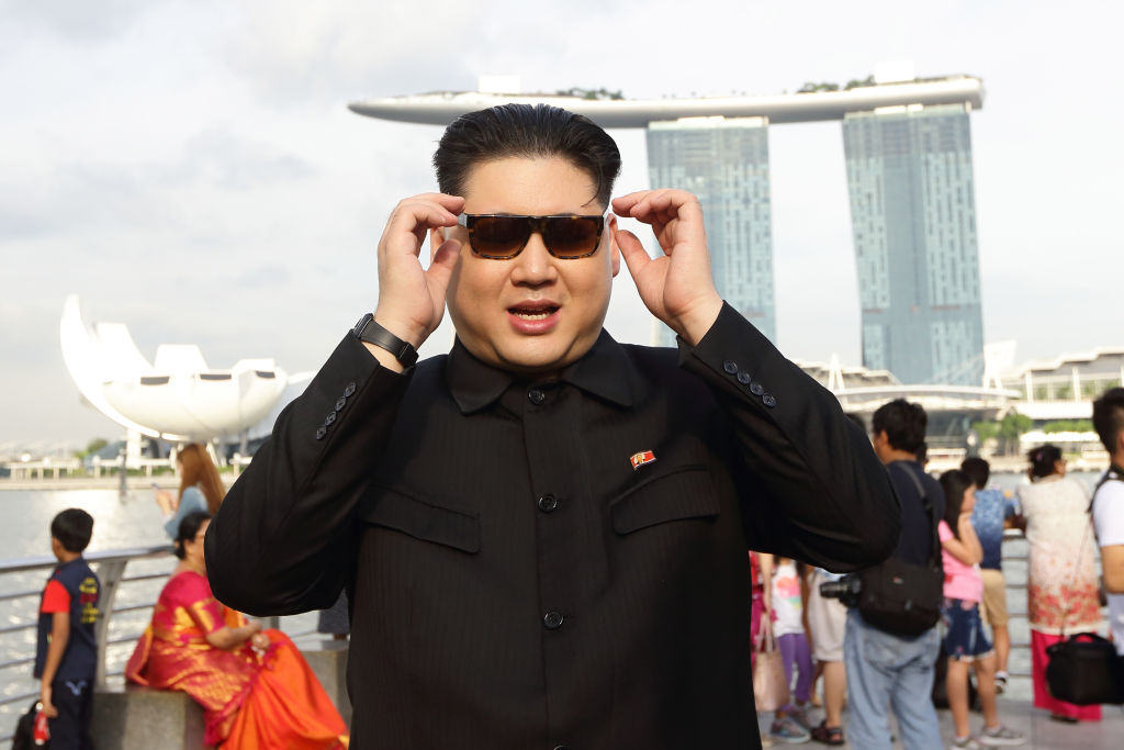 Kim Jong Un Impersonator Makes An Appearance in Singapore
