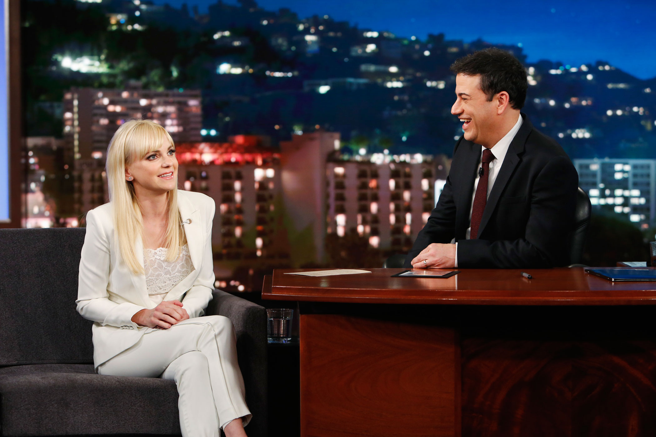 Anna Farris Jimmy Kimmel 2015