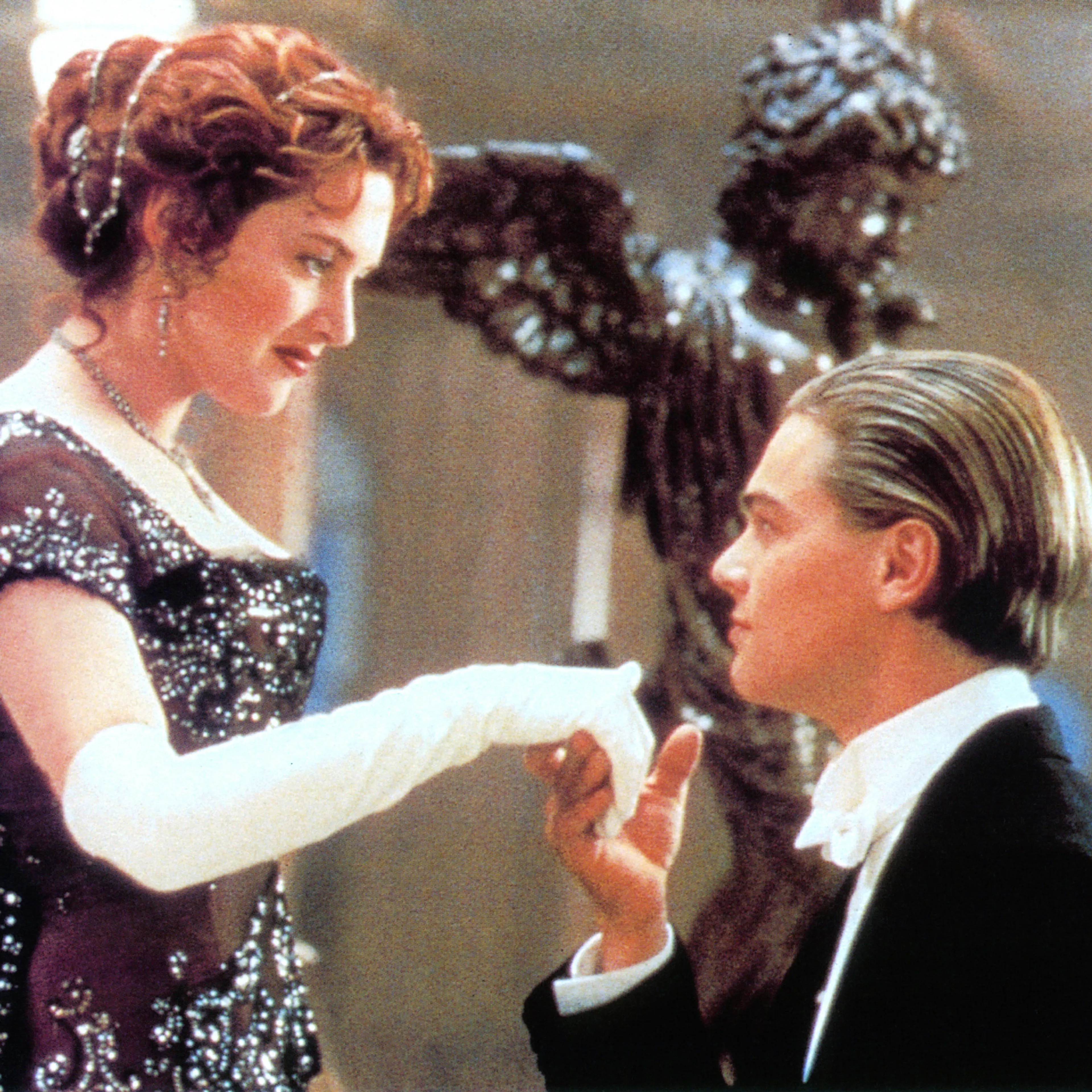 Kate Winslet And Leonardo DiCaprio In 'Titanic'