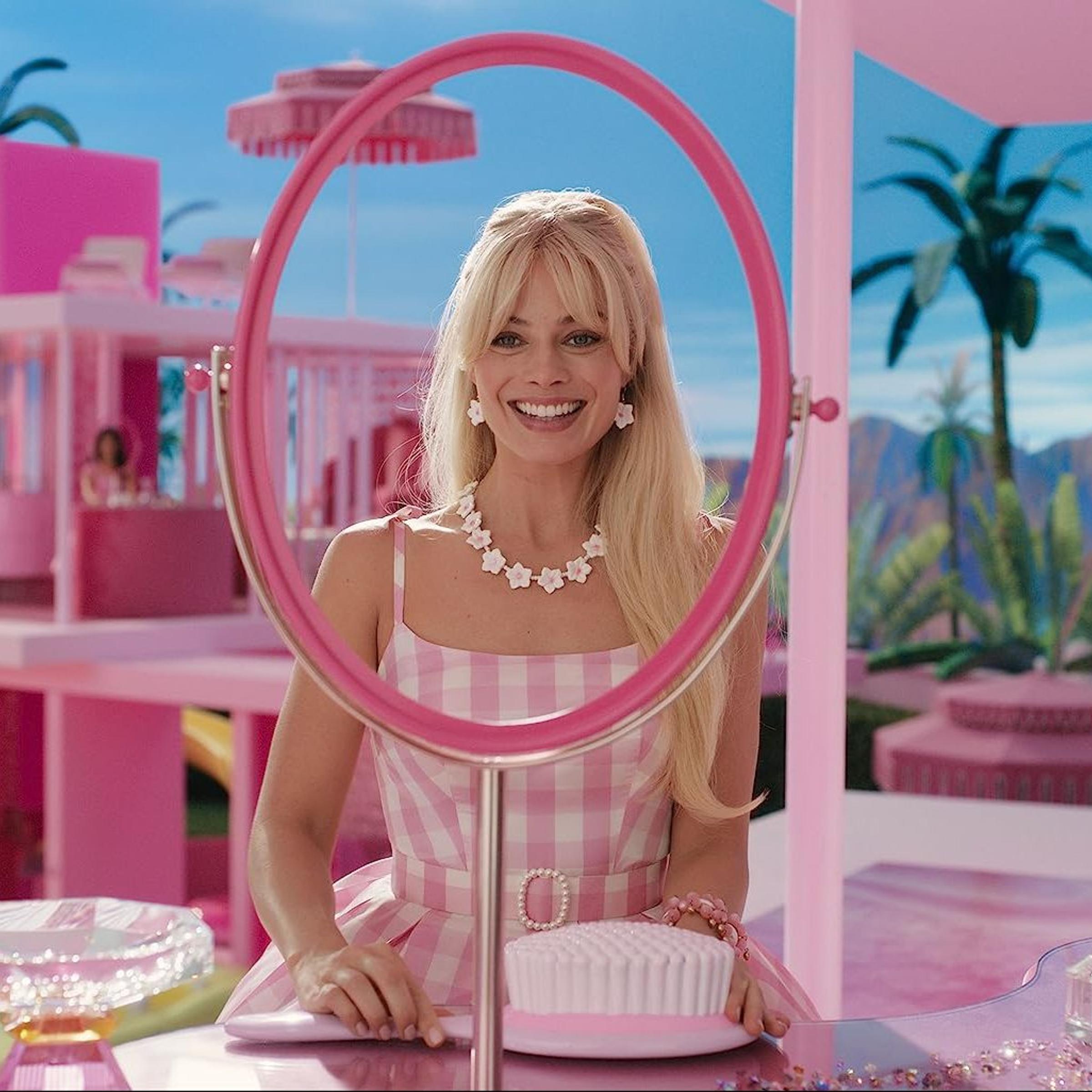 Actress Margot Robbie as Barbie.