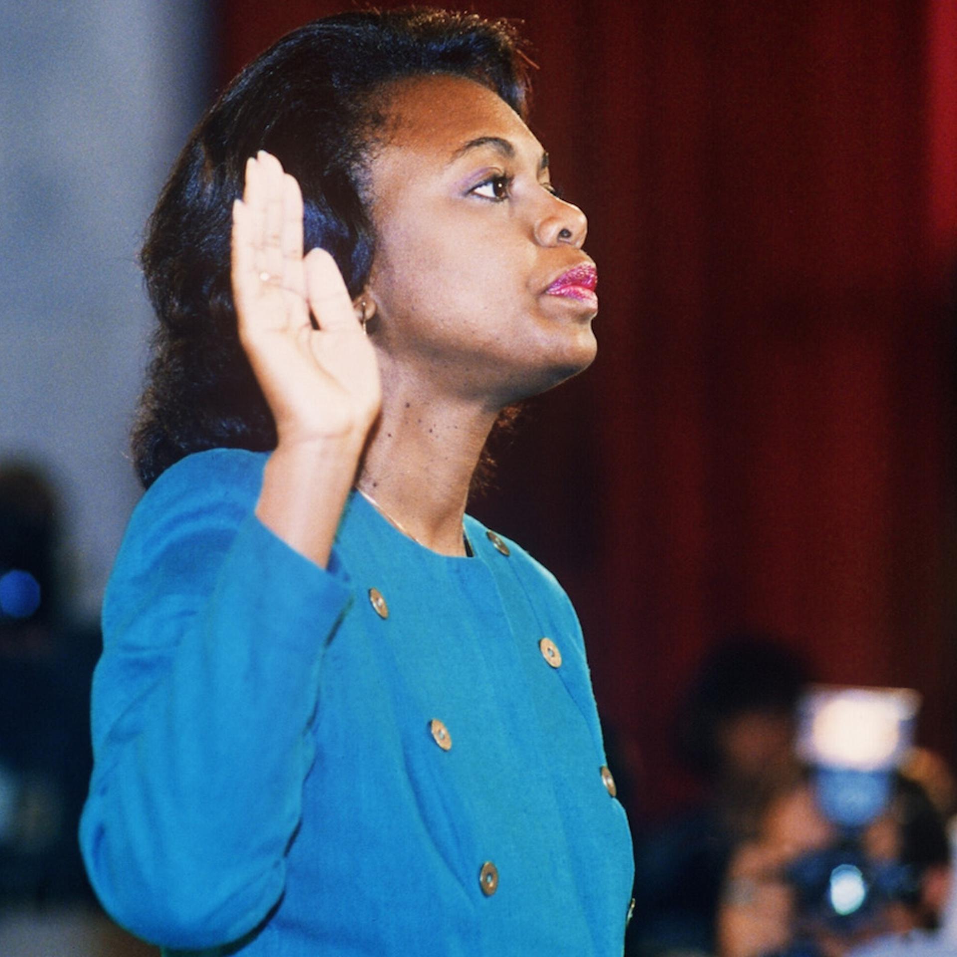 US law professor Anita Hill takes oath, 12 October