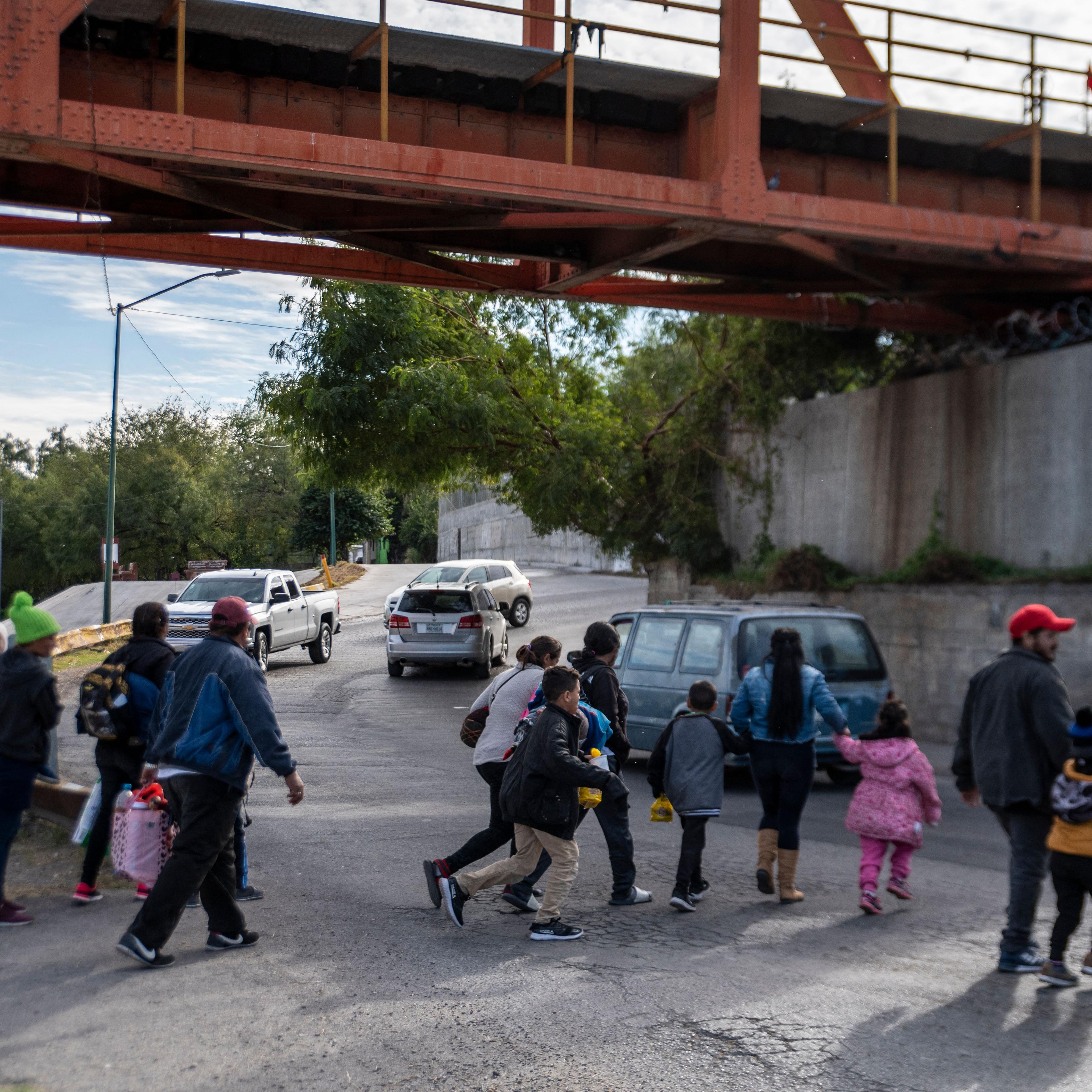 MEXICO-US-MIGRANTS-CROSSING