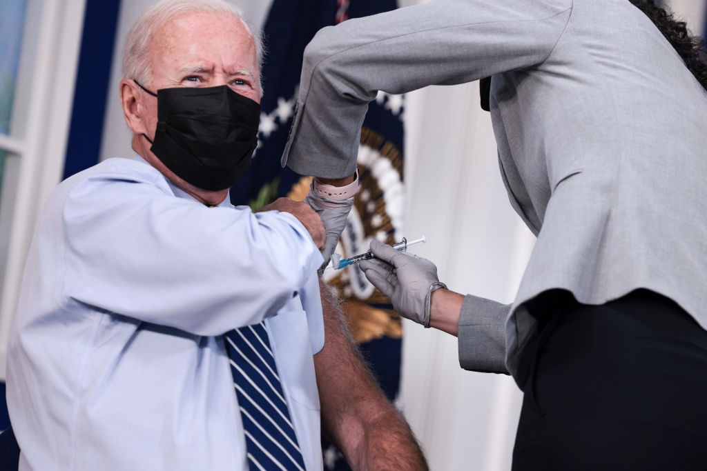 joe-biden-omicron-booster