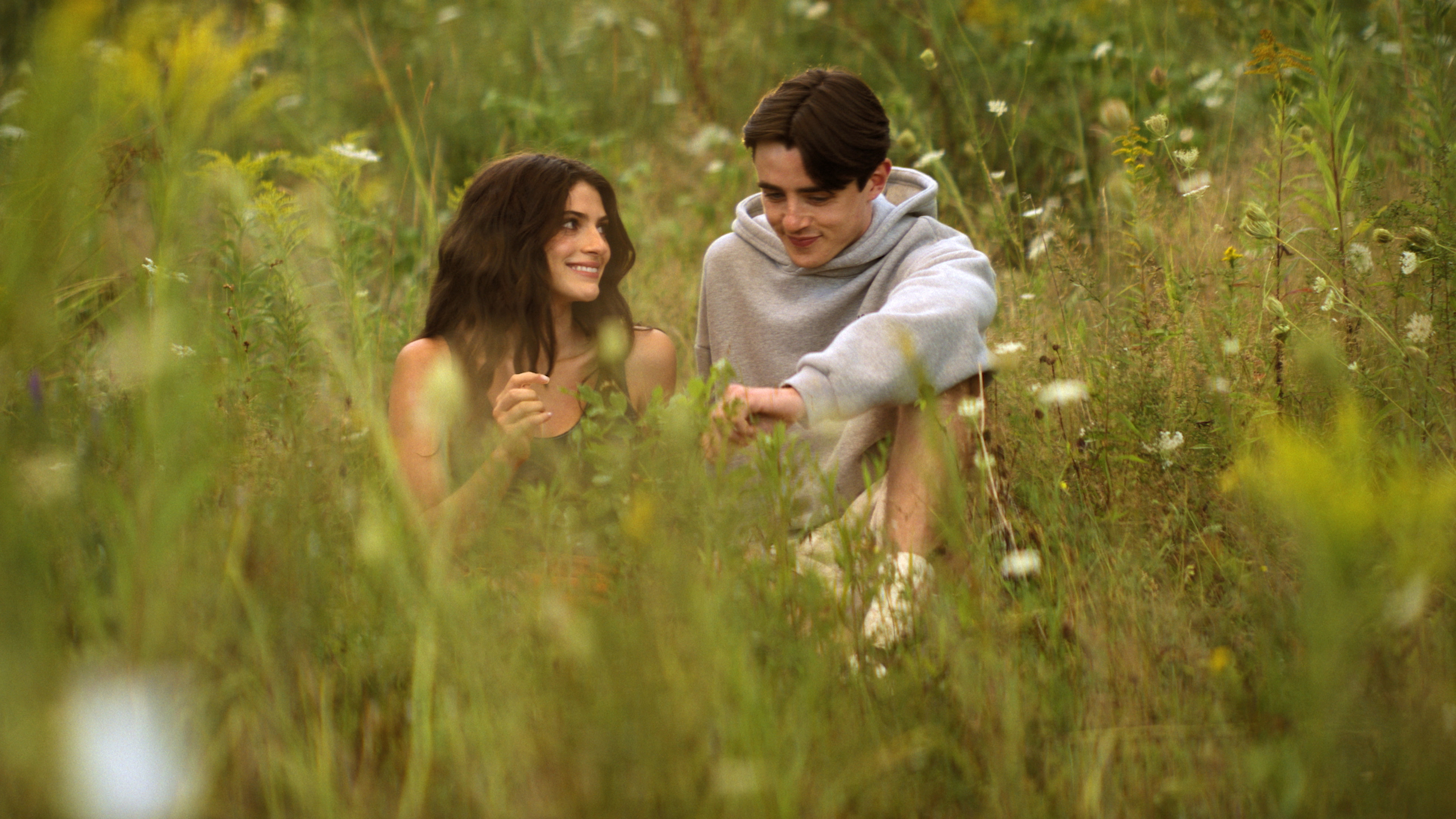 Teen Drama Sterling Point Is the Best Kind of Lazy-Summer Throwback