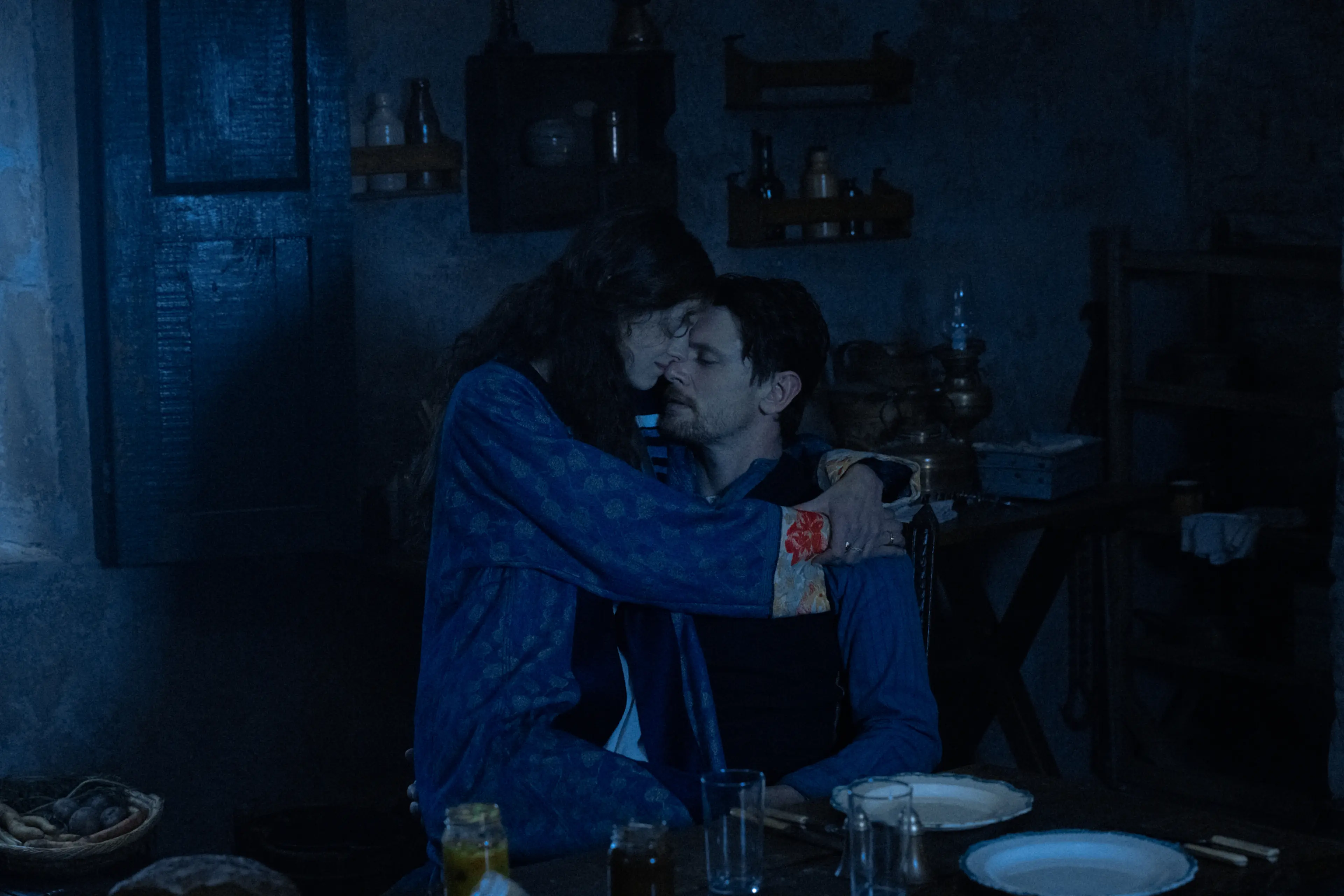 Lady Chatterley's Lover. (L to R) Emma Corrin as Lady Constance, Jack O'Connell as Oliver in Lady Chatterley's Lover. Cr. Seamus Ryan/Netflix © 2022.