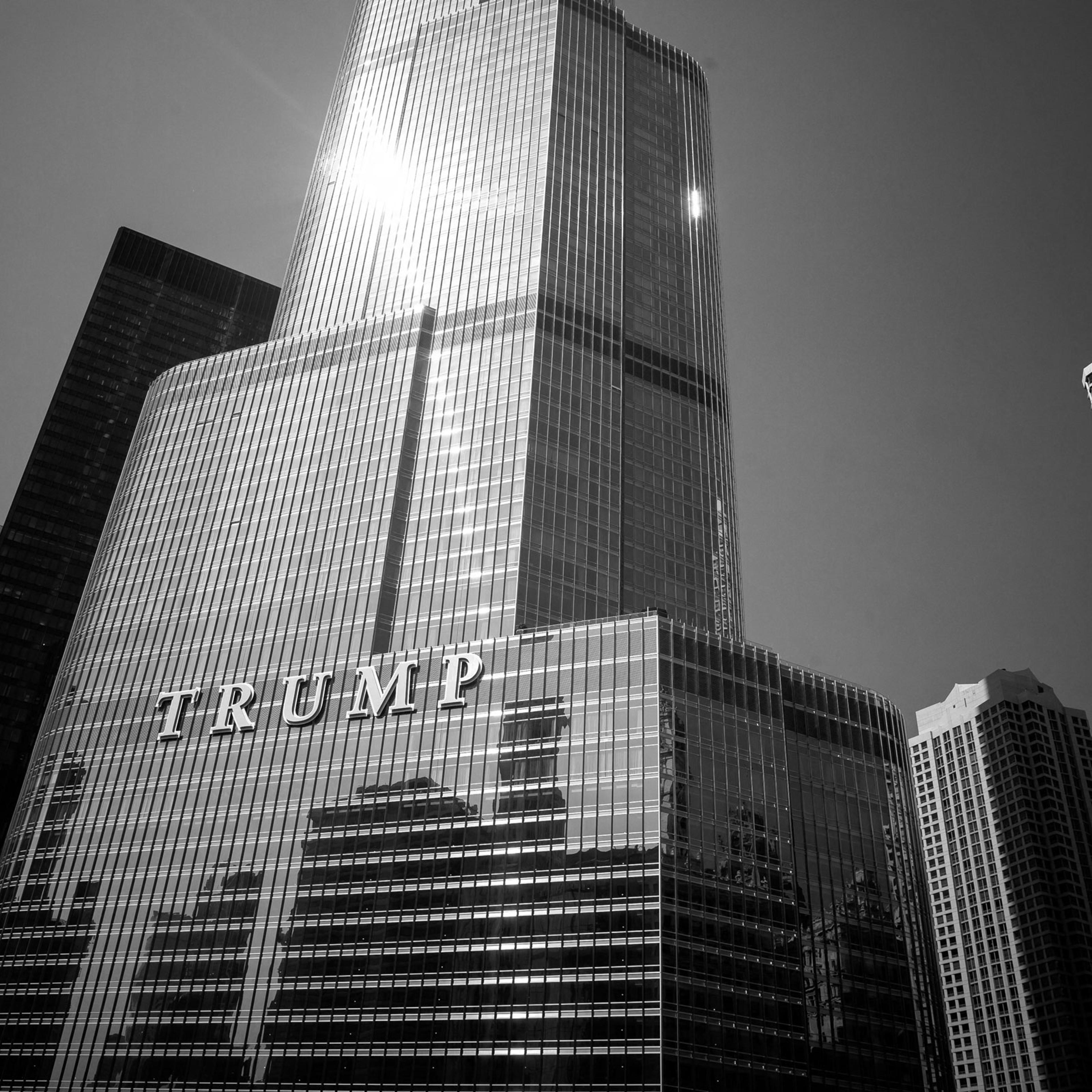 USA : Chicago : Trump International Hotel and Tower
