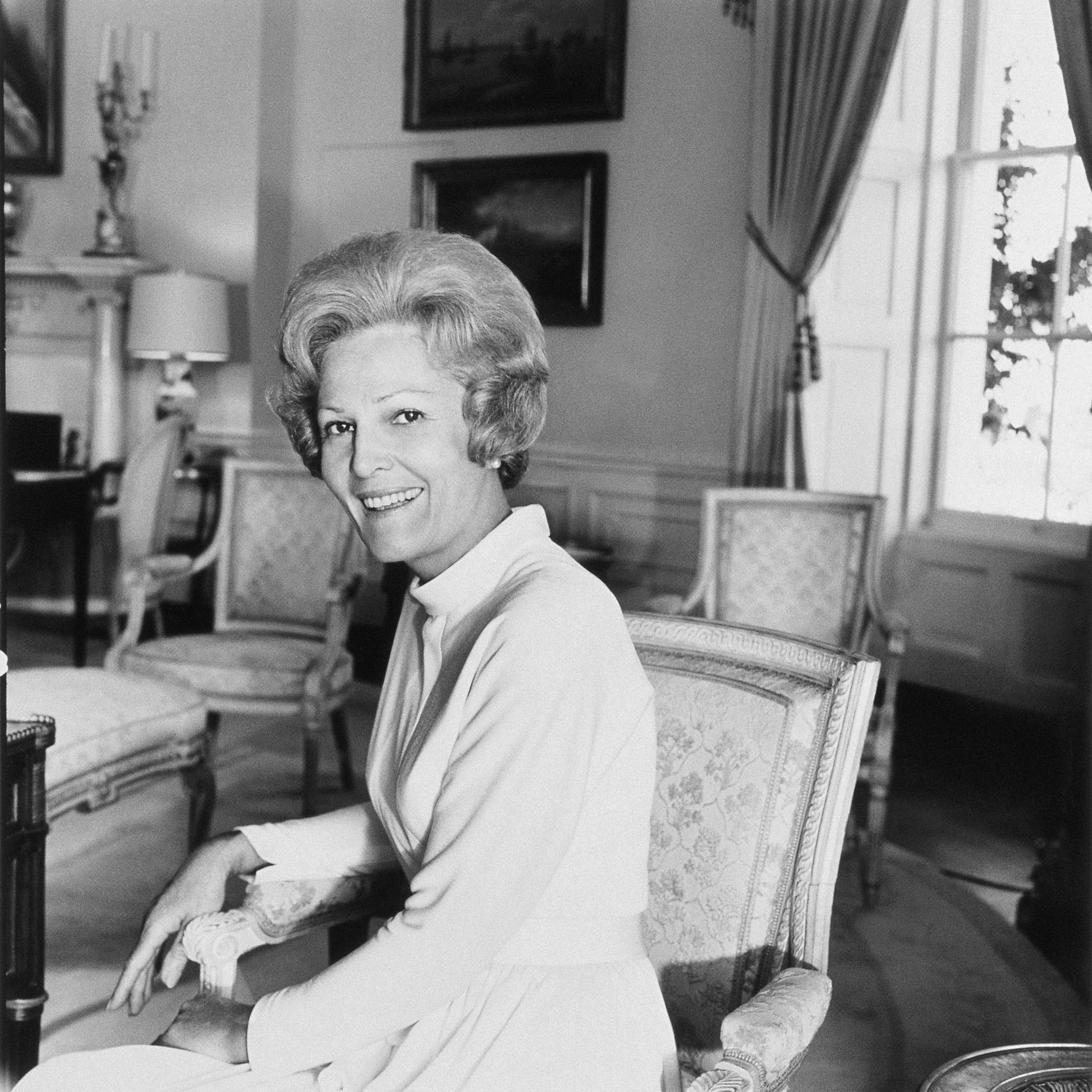 First Lady Pat Nixon), wife of the 37th president of the United States, sitting in the White House in 1972.
