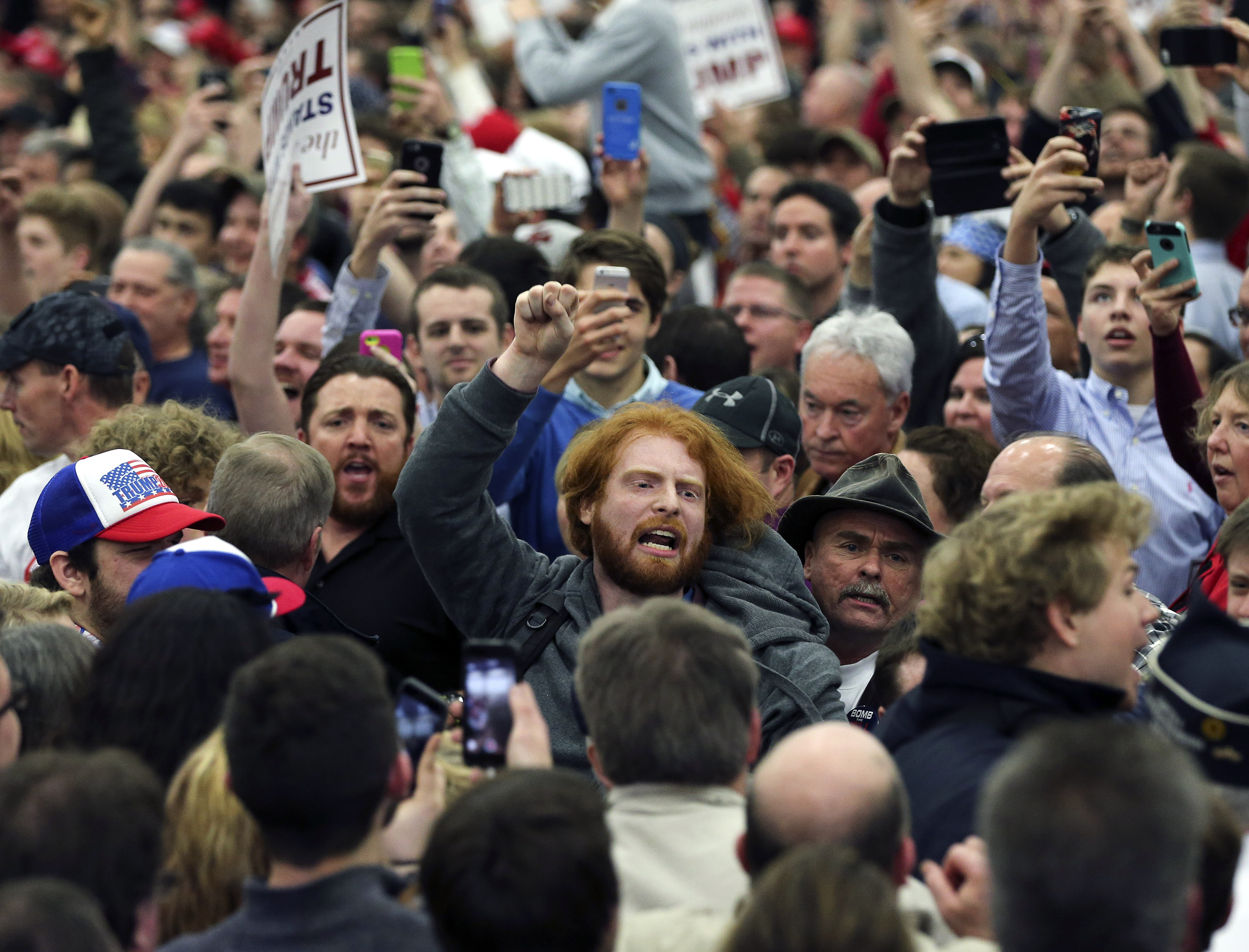trump-rally-louisville-protestor-removed