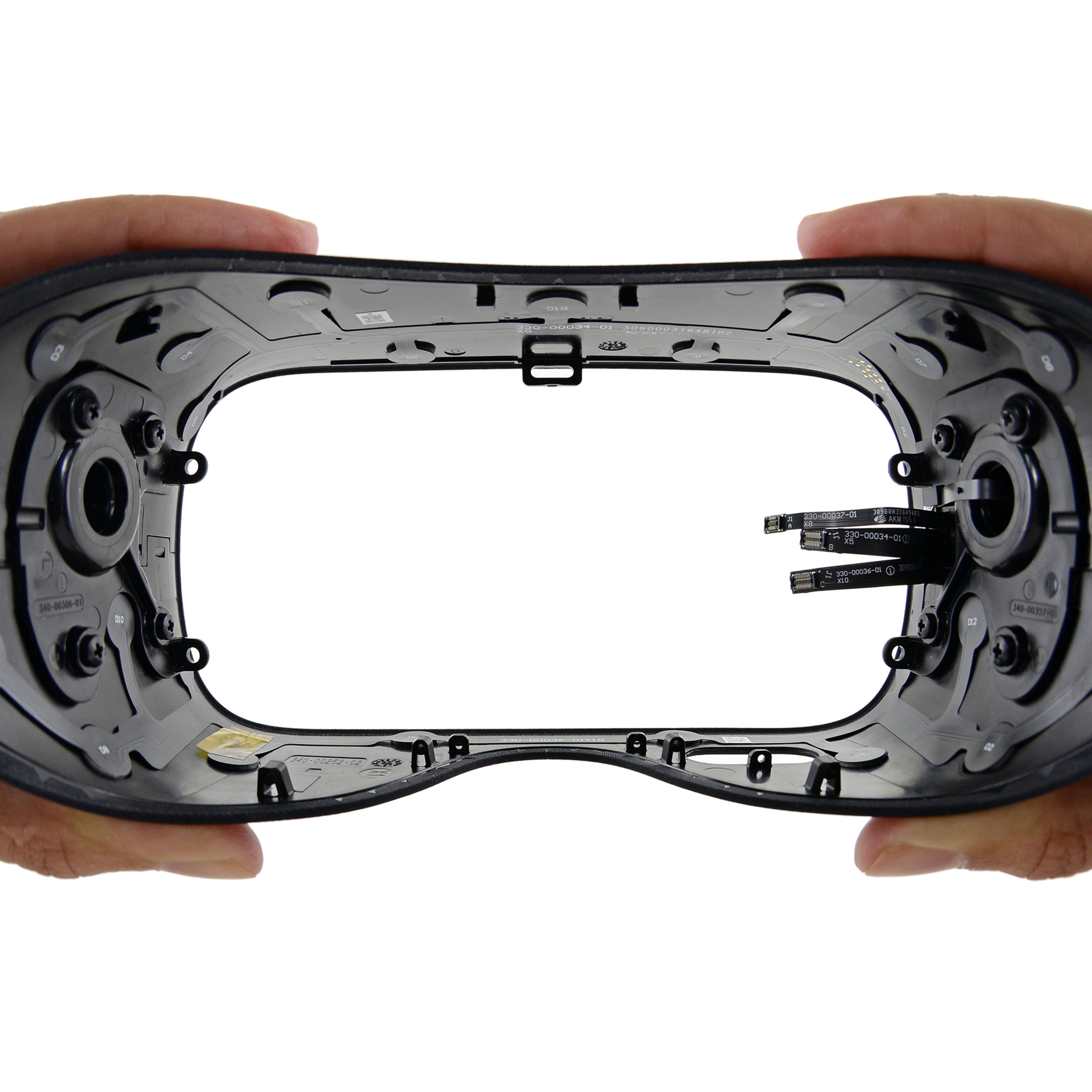 The Rift's housing is loaded with sensors.