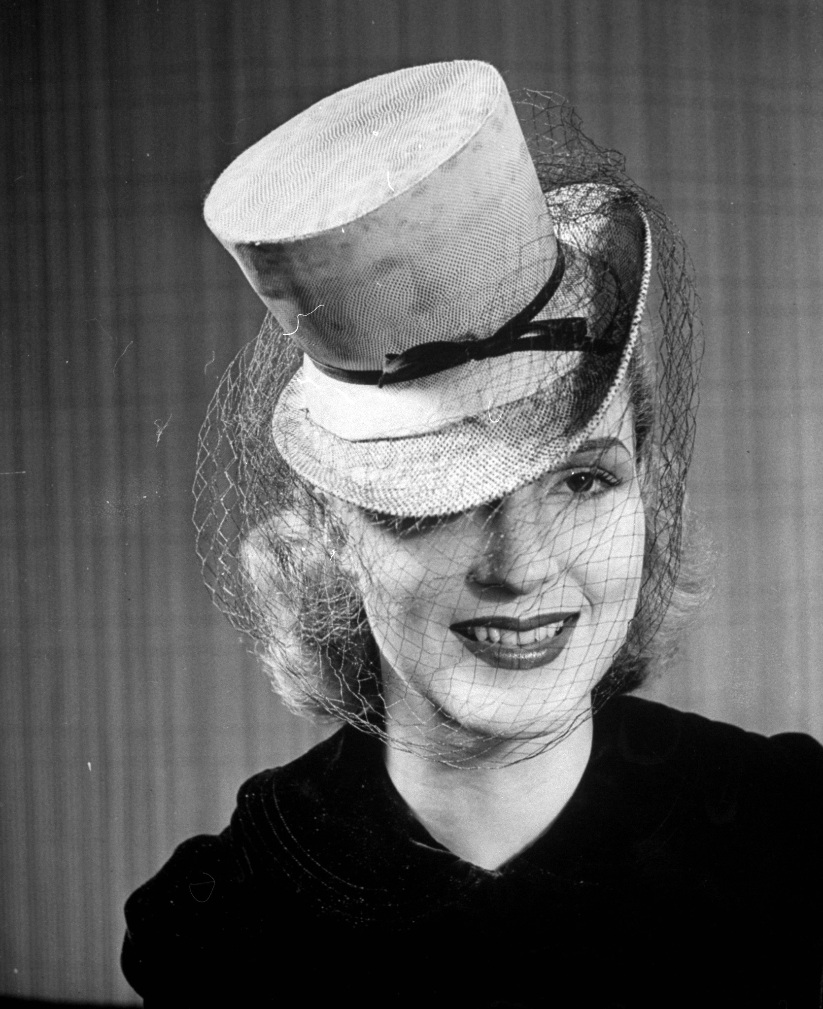 Easter Hat Inspiration: Vintage Photos of Hat Fashions