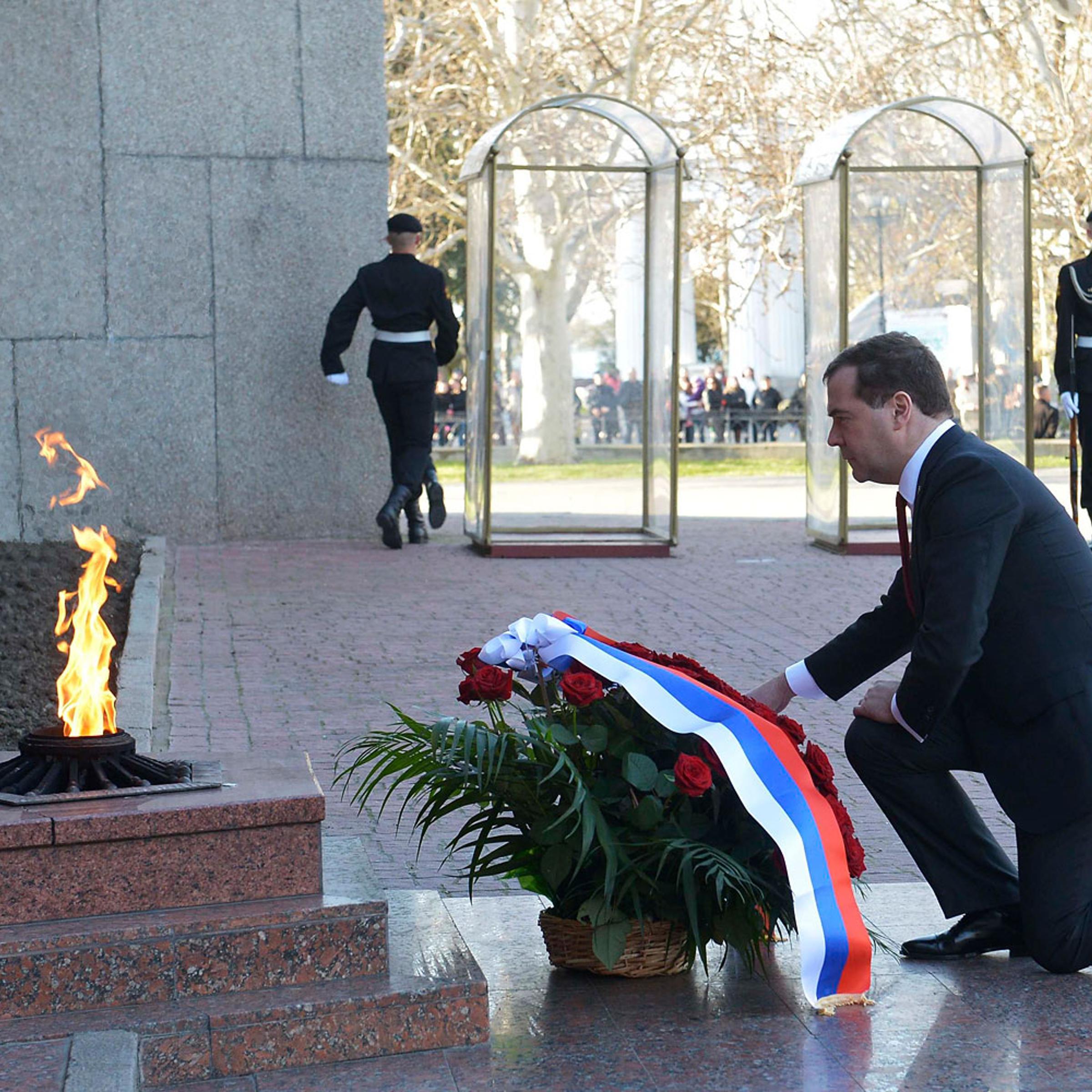Russia's Prime Minister Dmitry Medvedev takes part in a wreath laying ceremony at the World War Two Memorial to Heroic Defence of Sevastopol in Sevastopol, March 31, 2014.
