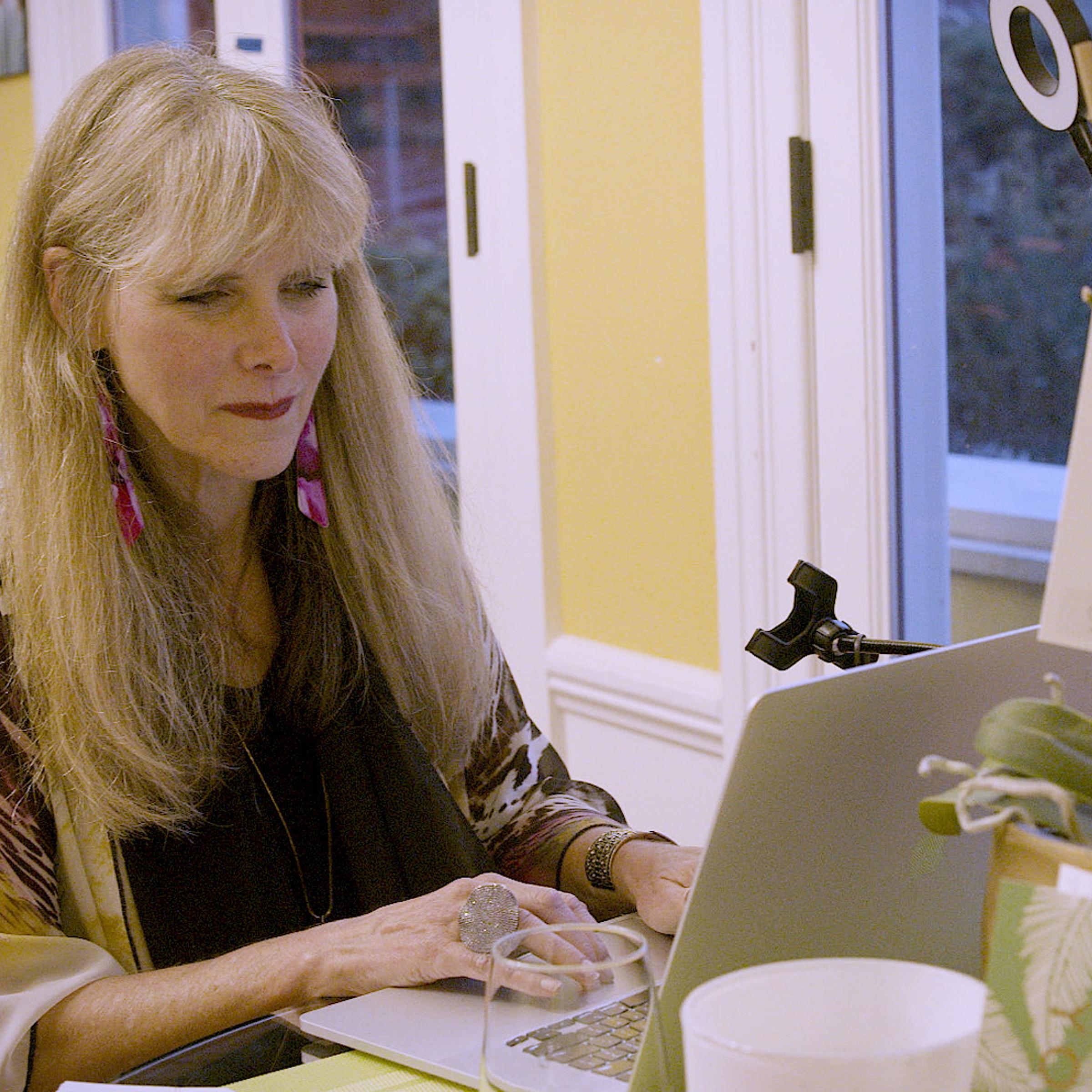 Dr. Laura Esserman, UCSF Breast Surgeon and Oncologist, Founder of the Wisdom Study