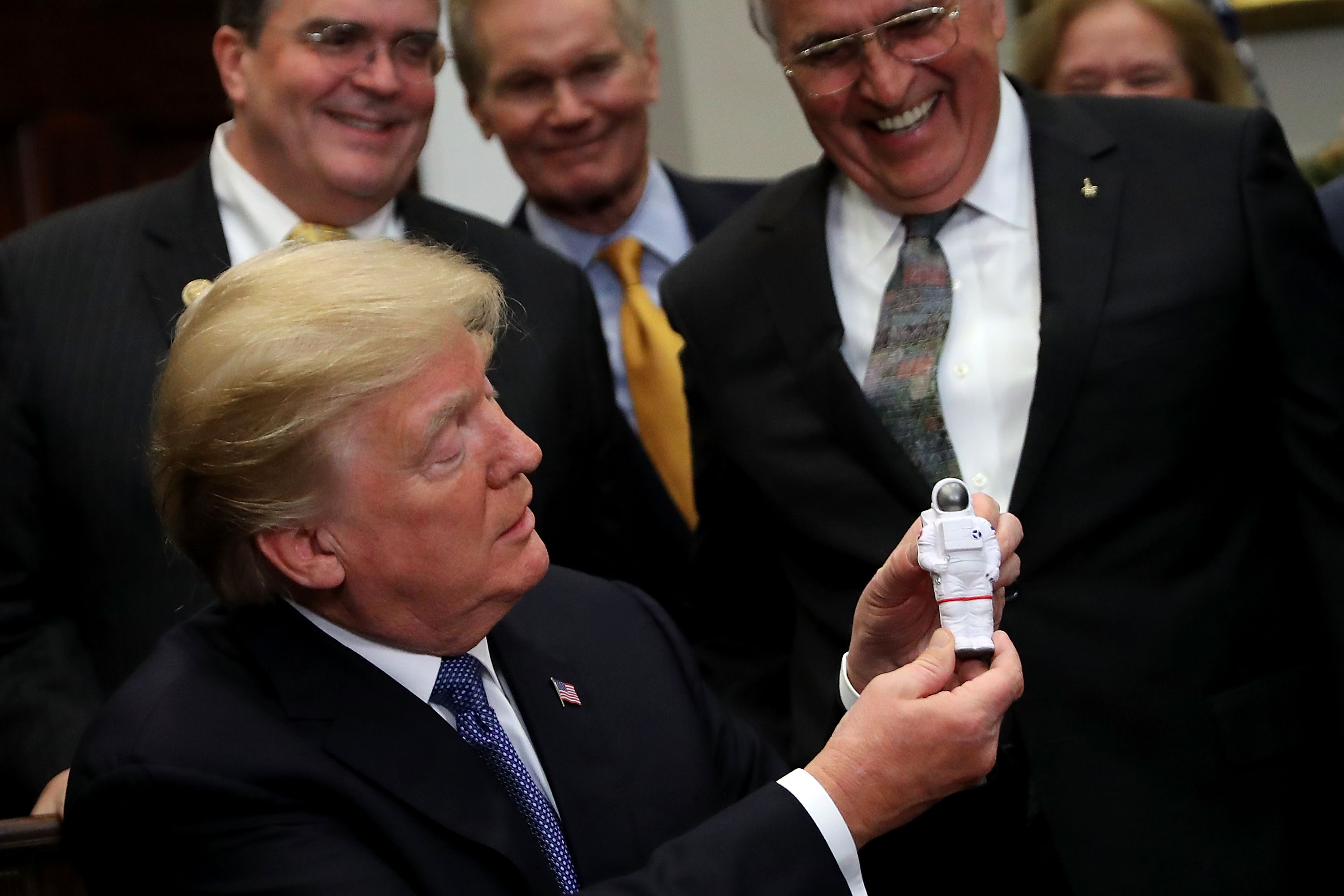 donald-trump-nasa-astronauts-