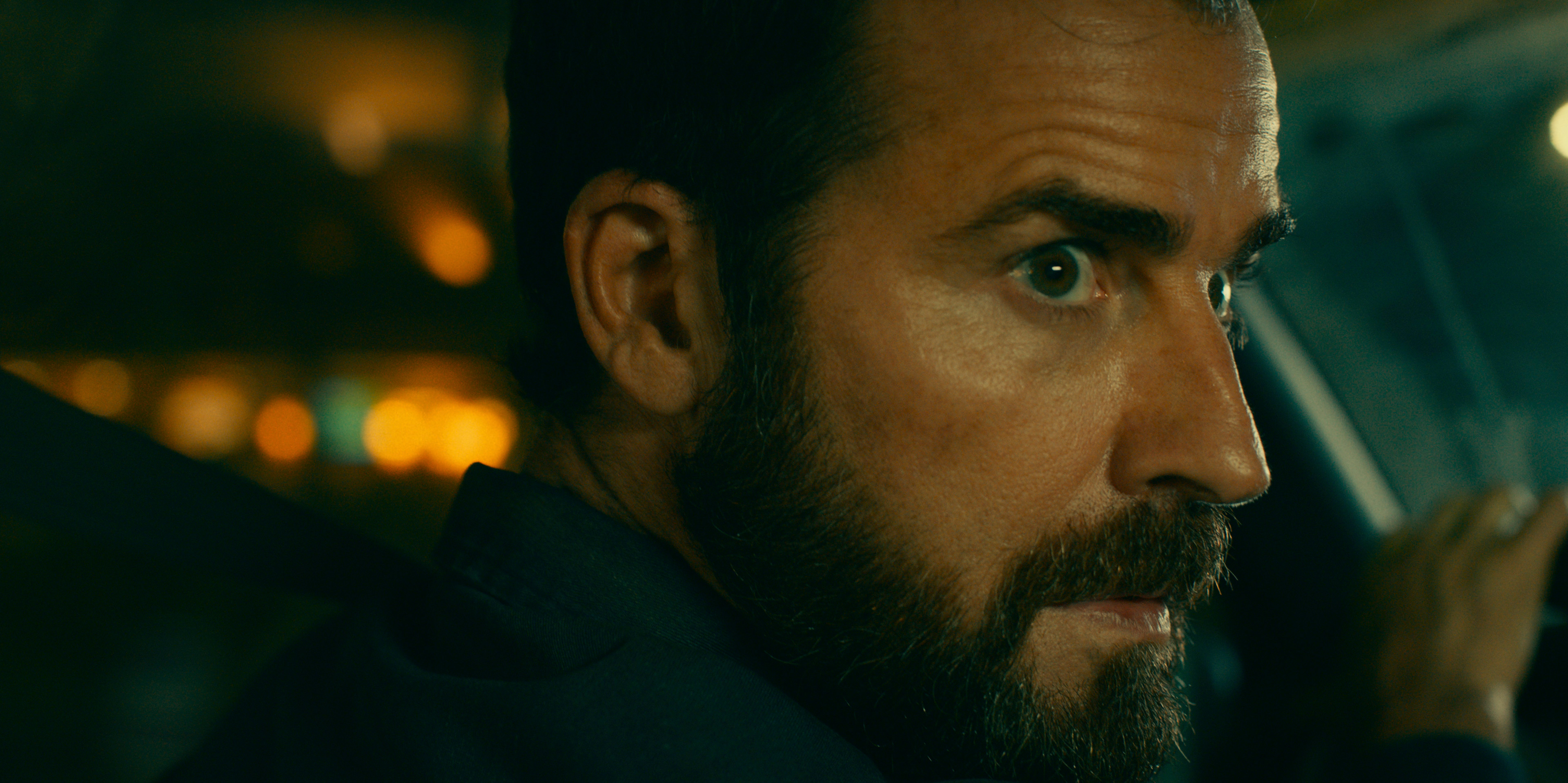 Justin Theroux in 'The Mosquito Coast'