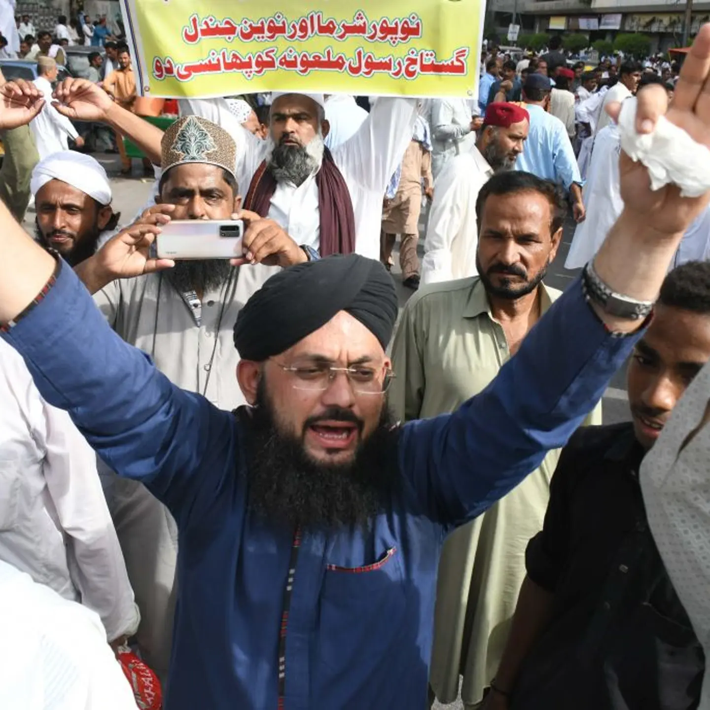Protest in Karachi against Indian BJP leaders' remarks insulting Prophet Muhammad