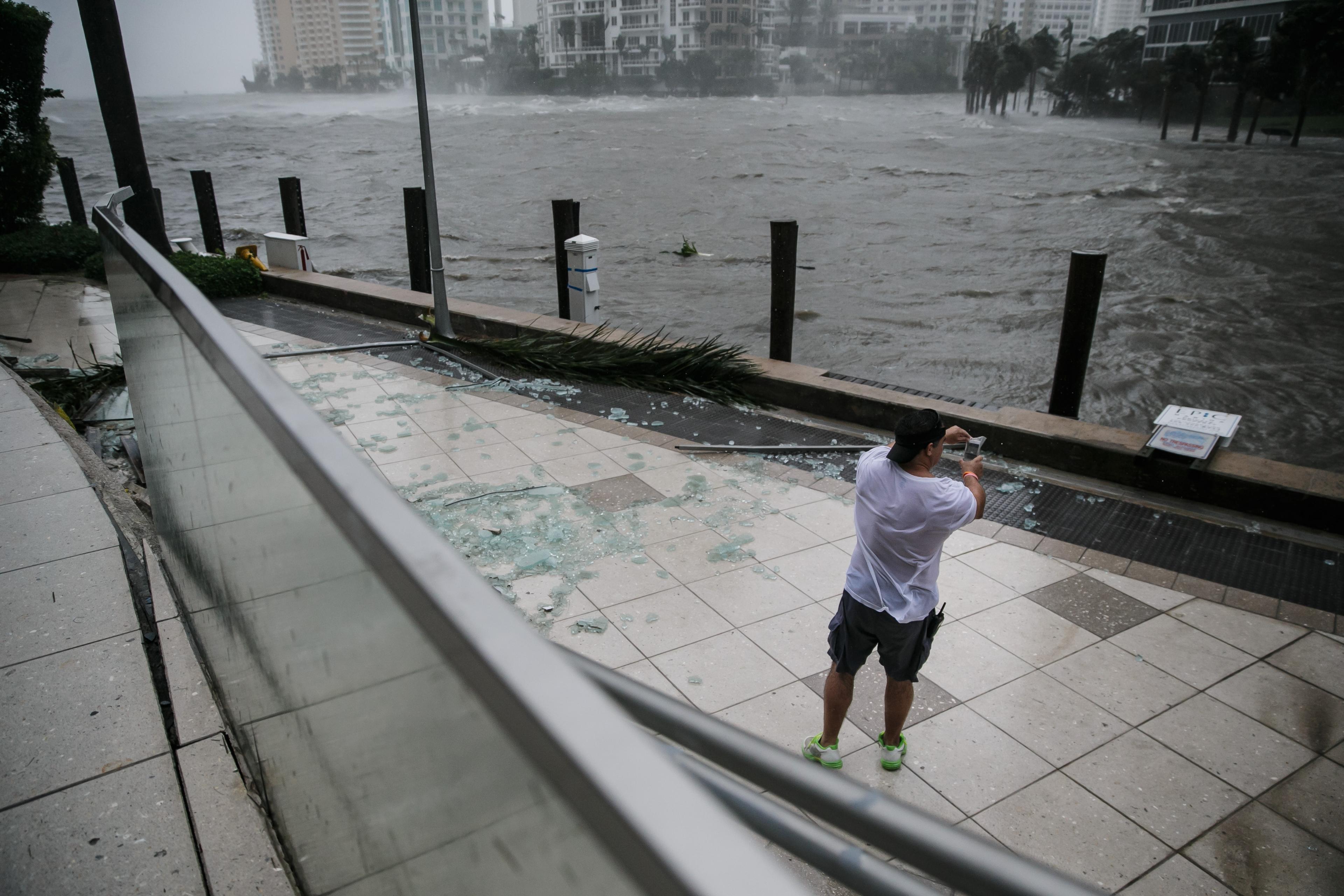 Powerful Hurricane Irma Slams Into Florida