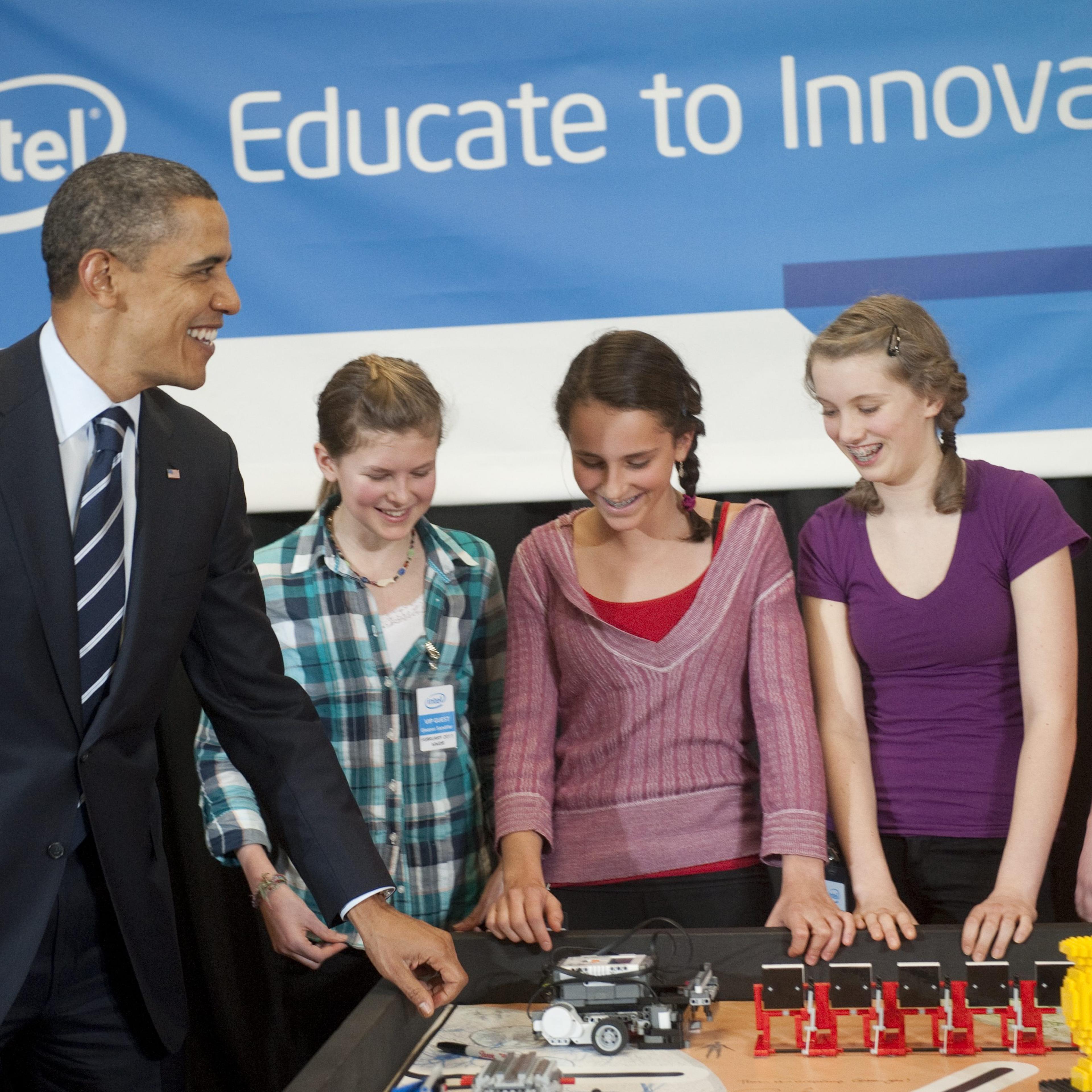 US President Barack Obama speaks with In