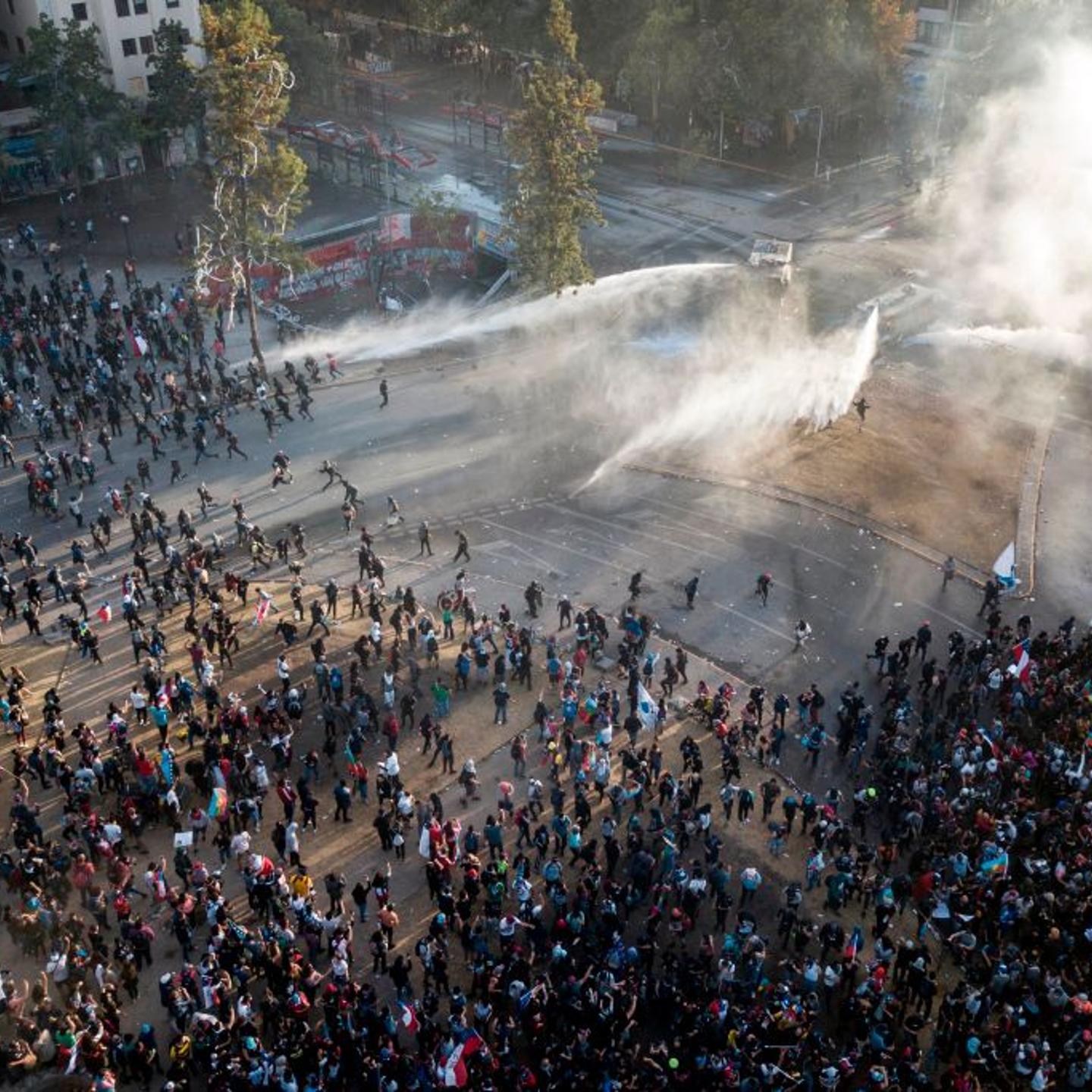 TOPSHOT-CHILE-CRISIS-PROTEST