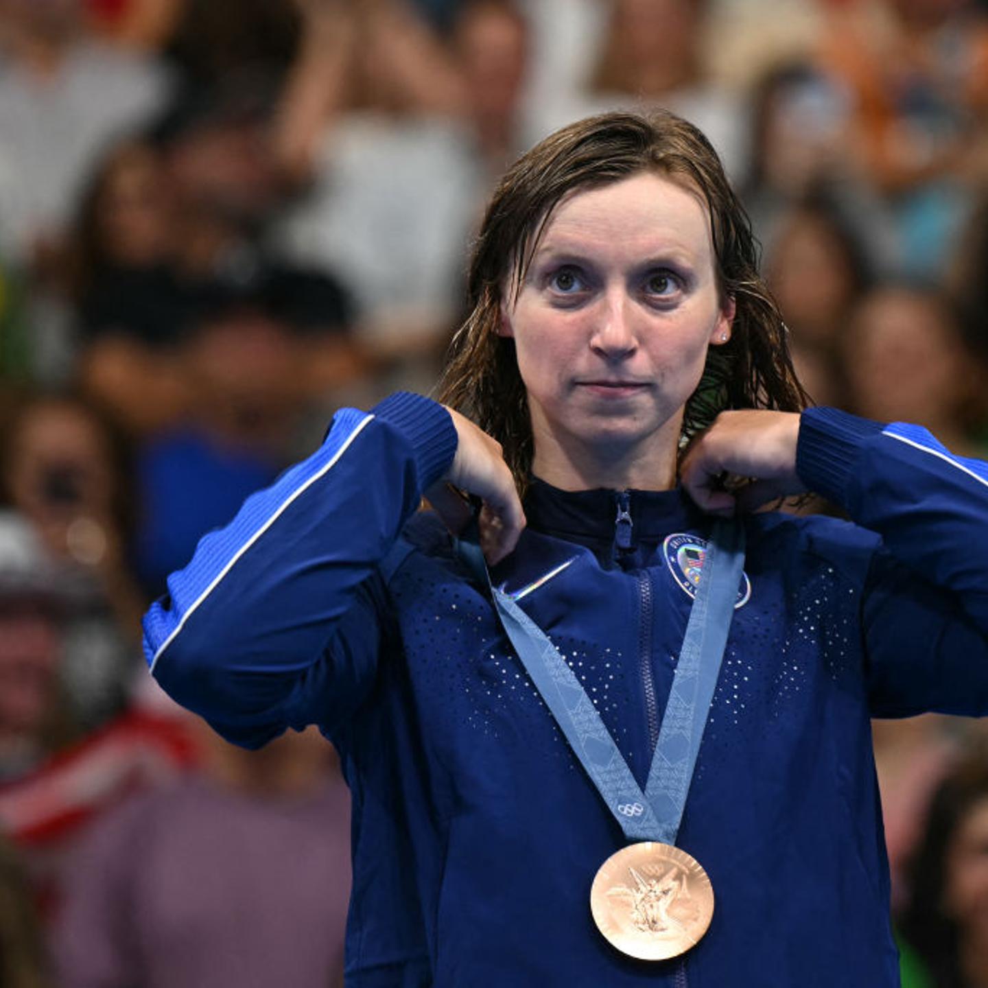 SWIMMING-OLY-PARIS-2024-MEDALS