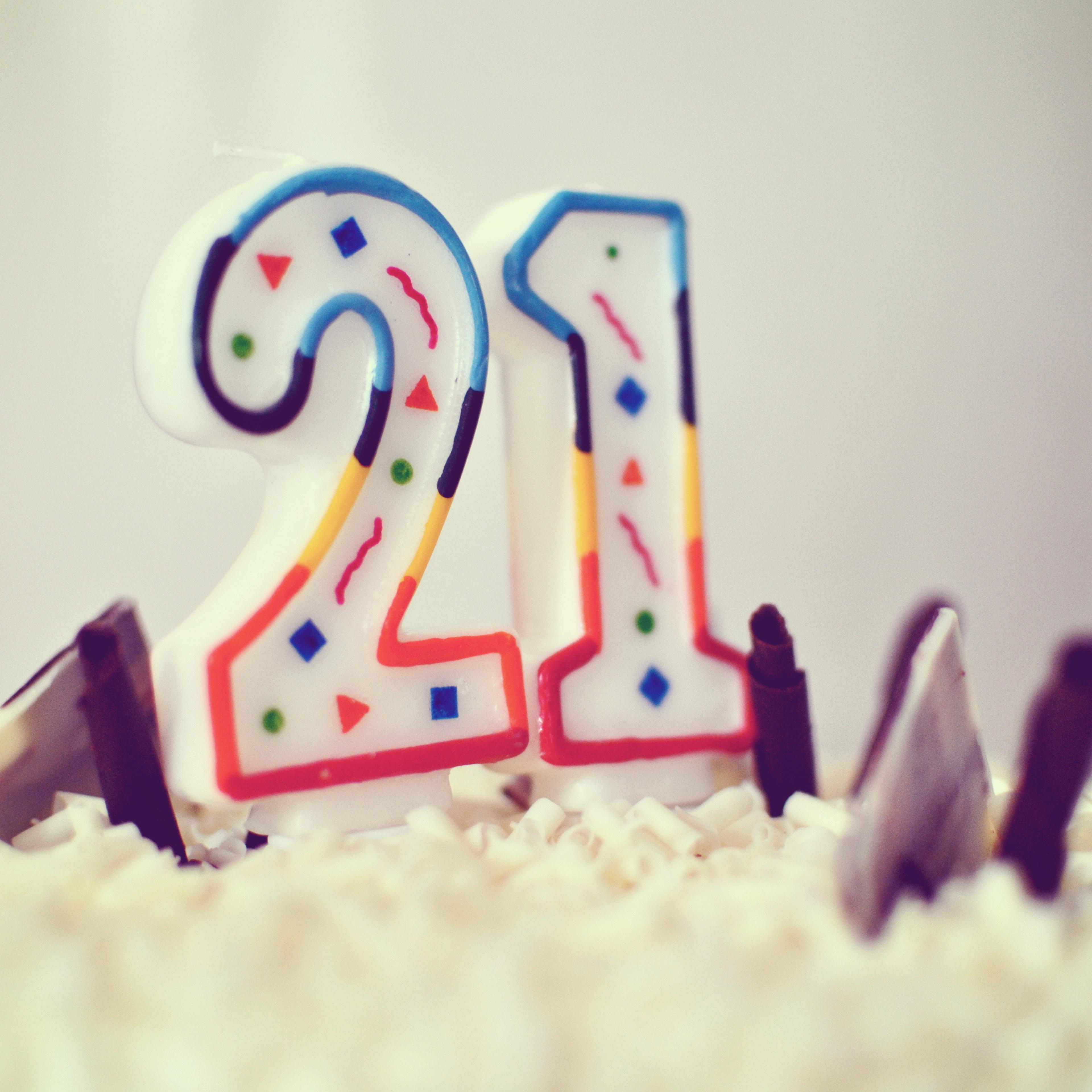 21-birthday-cake-candles