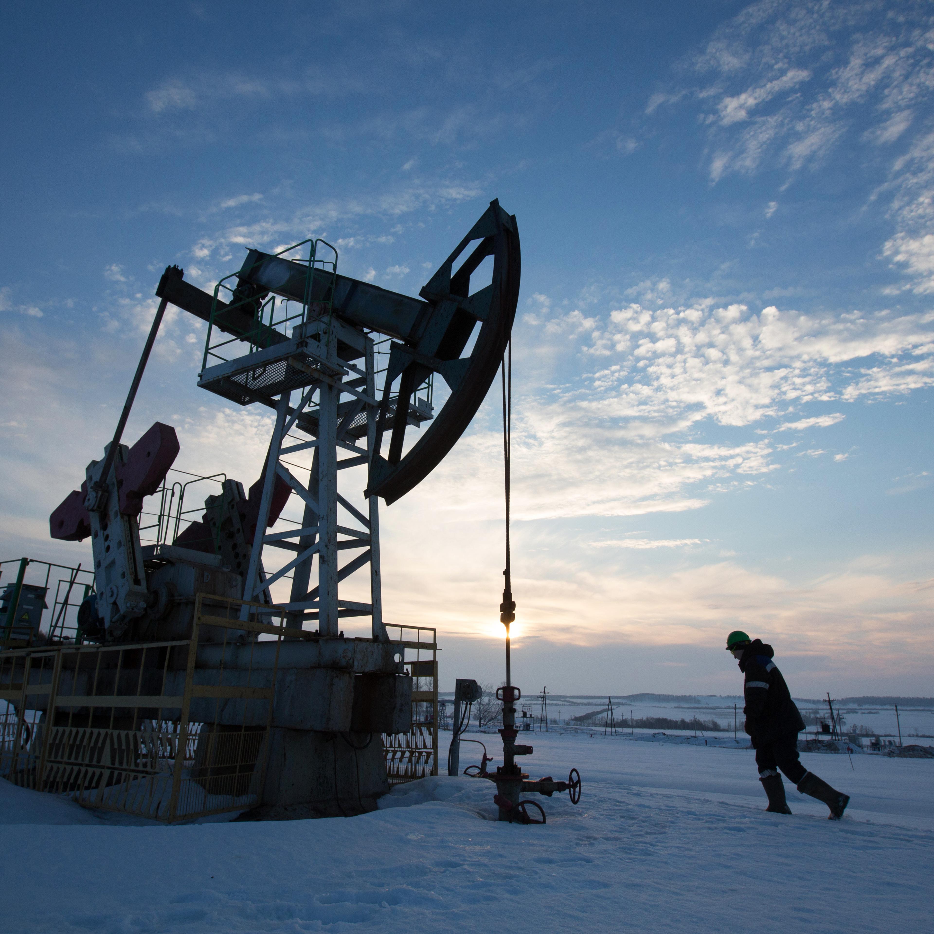 Russian Oil Drilling Platform As Specter Of $20 Oil Recedes