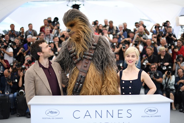 The Solo: A Star Wars Story cast poses at Cannes 2018