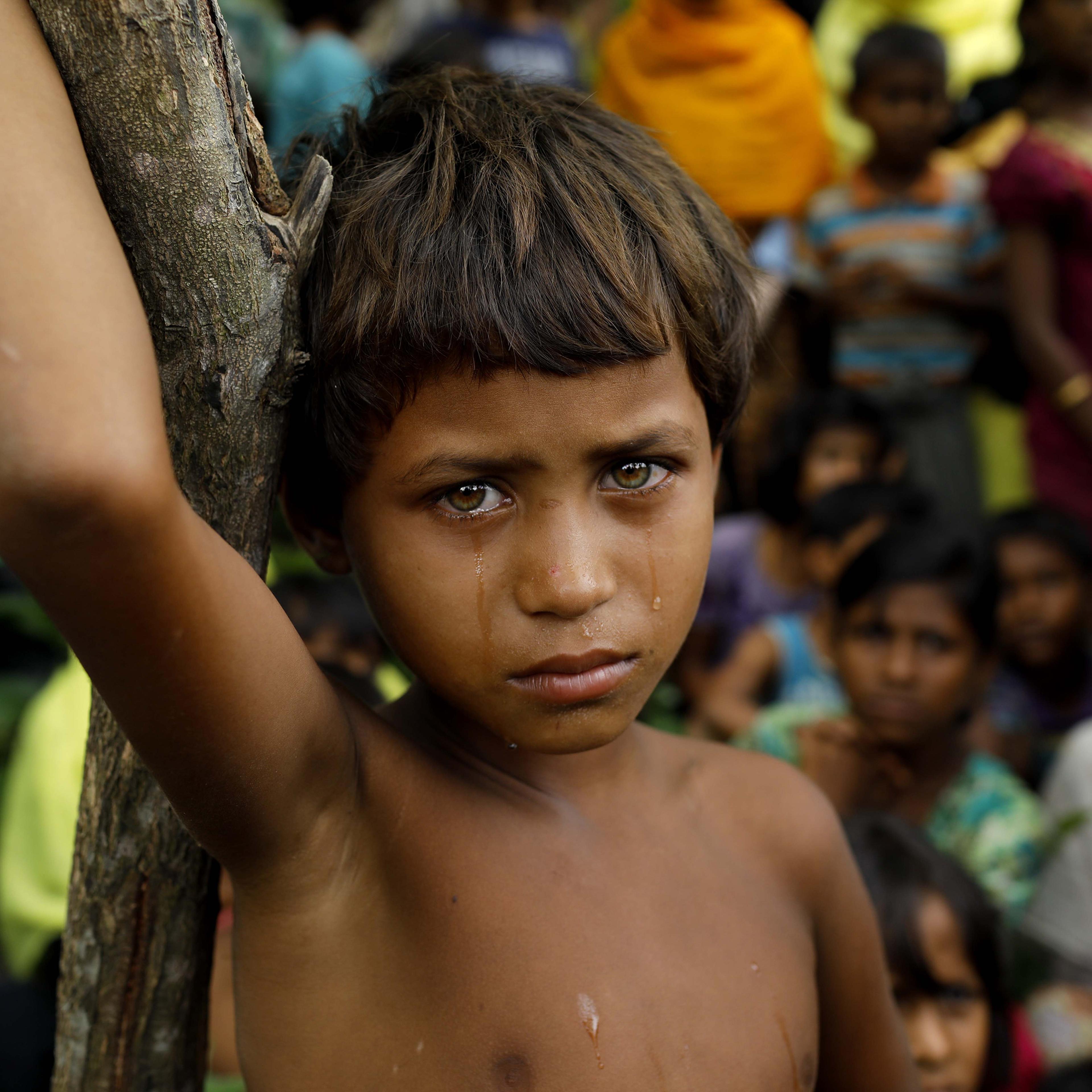 TOPSHOT-BANGLADESH-MYANMAR-UNREST-ROHINGYA-REFUGEE-ACCIDENT
