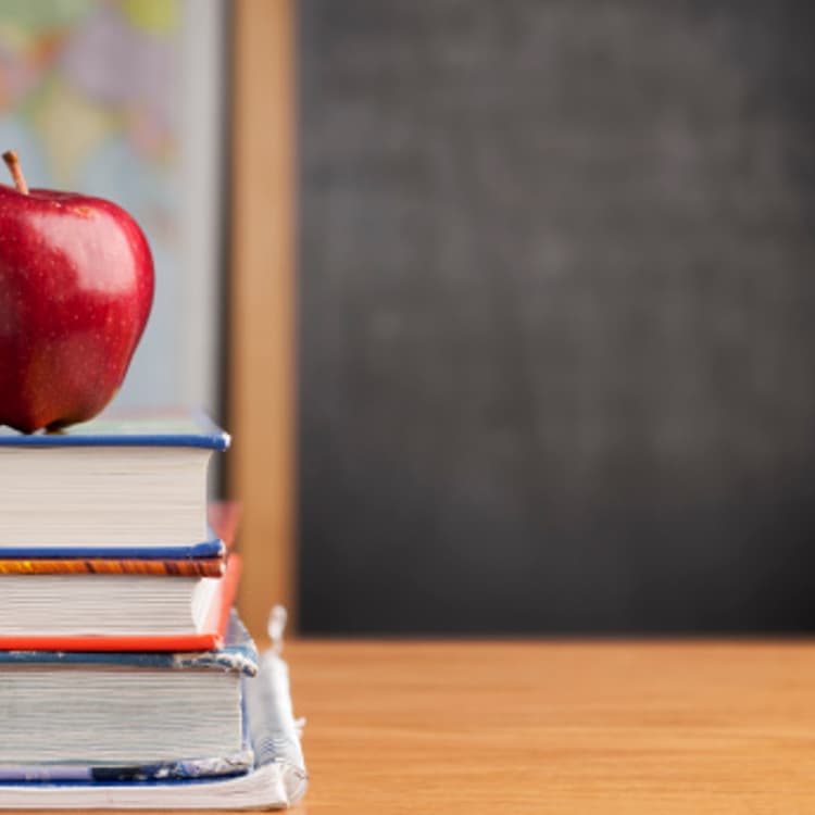 apple-books-chalkboard
