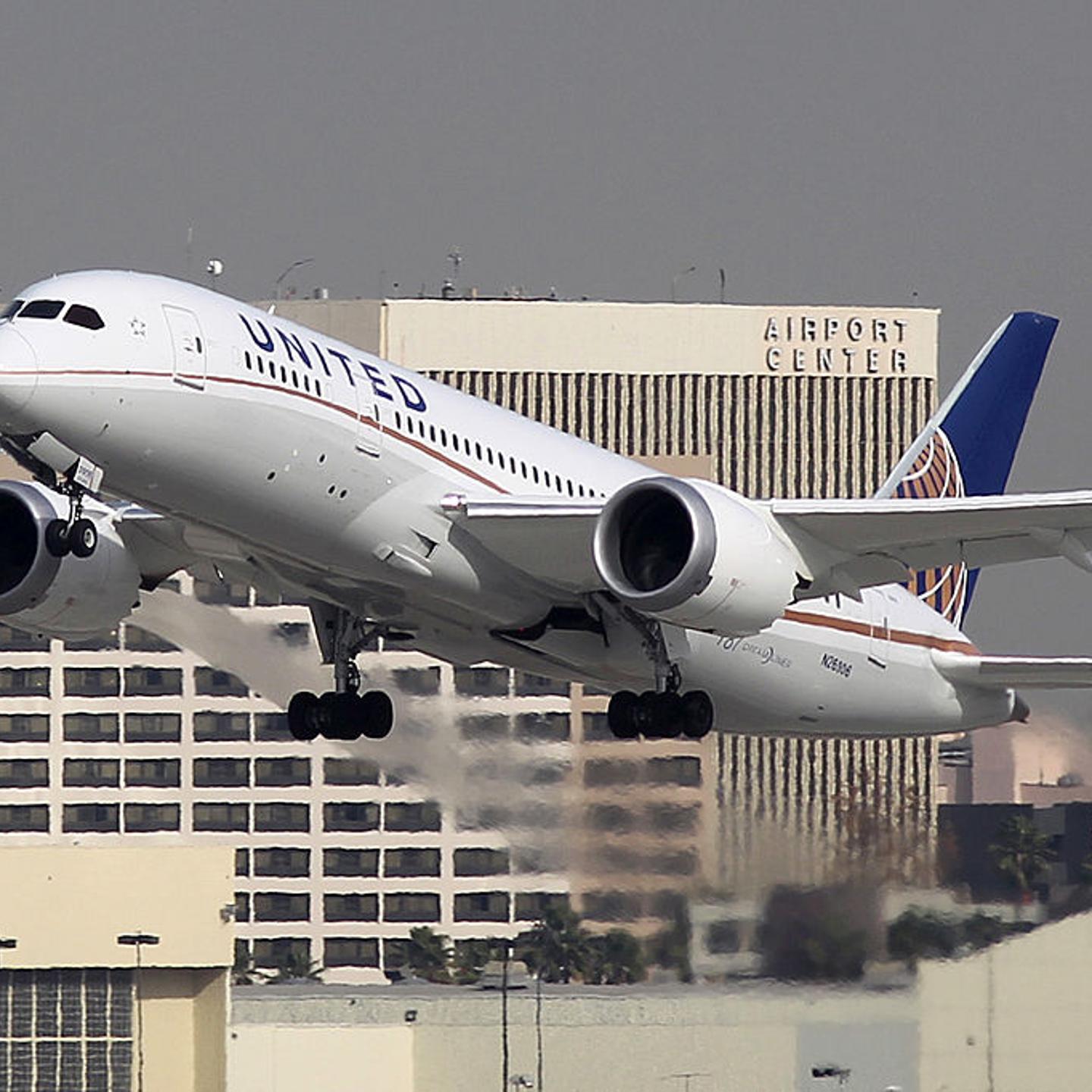 Boeing 787 Faces Renewed Scrutiny After Two New Mechanical Problems