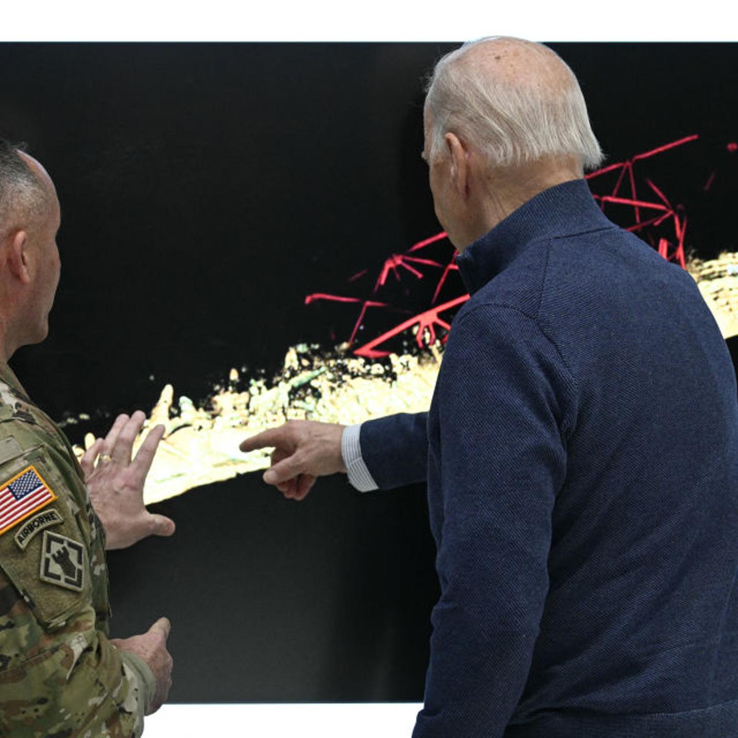 US-POLITICS-BIDEN-BRIDGE-COLLAPSE