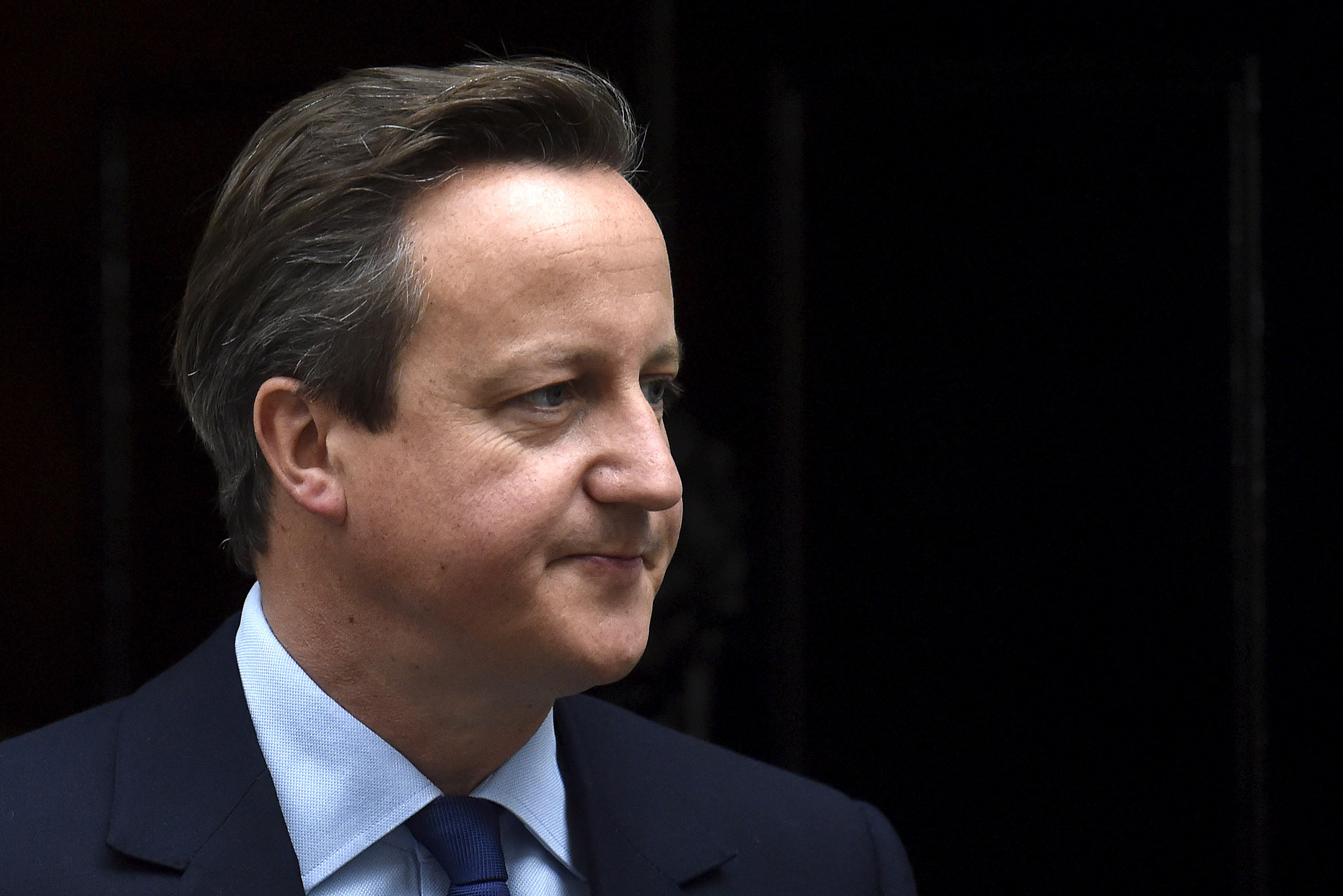 Britain's Prime Minister David Cameron waits to meet his Danish counterpart Lars Lokke Rasmussen outside of 10 Downing Street in London, September 21, 2015. REUTERS/Toby Melvill6 - RTX1RR3C