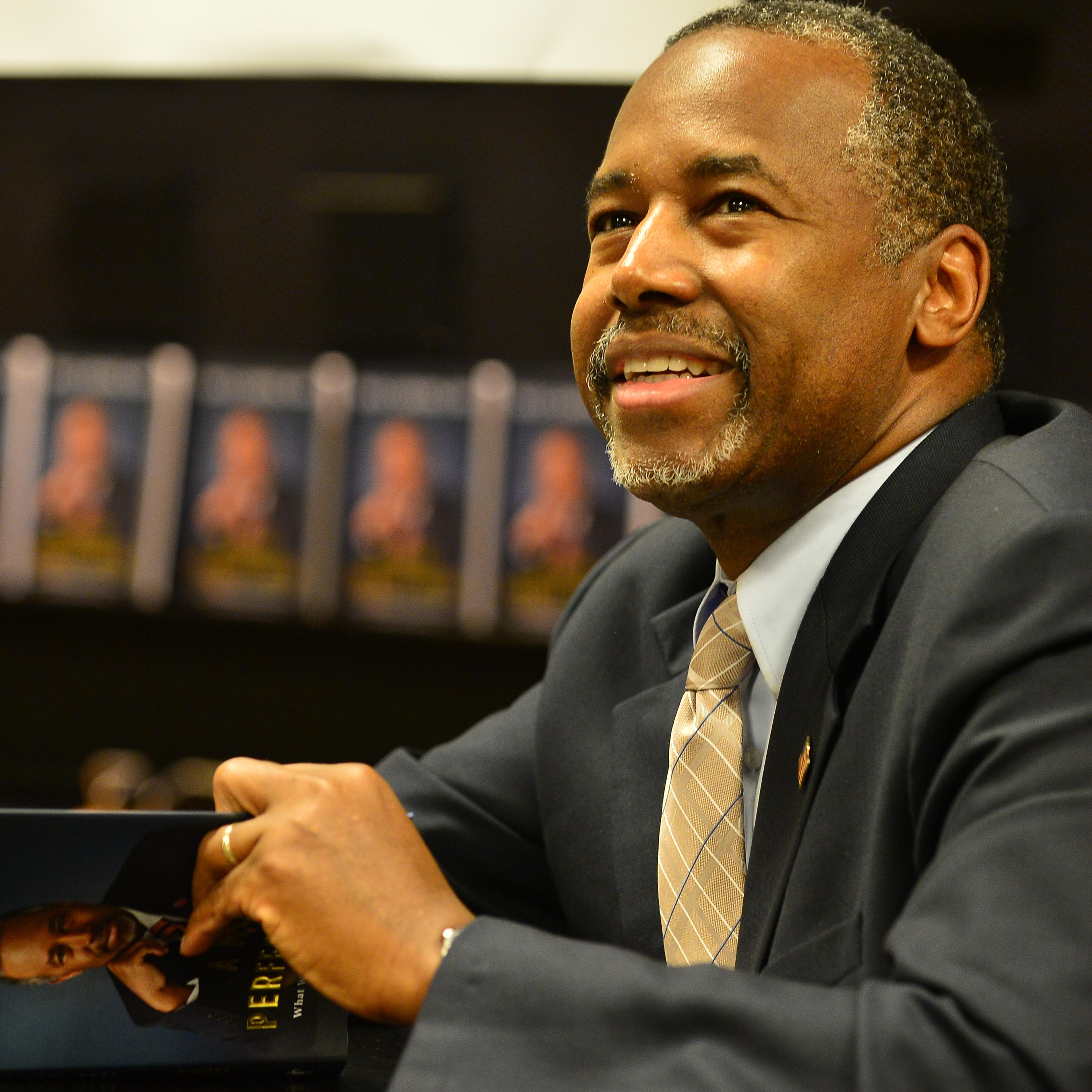 Ben Carson Book Signing at Barnes & Noble