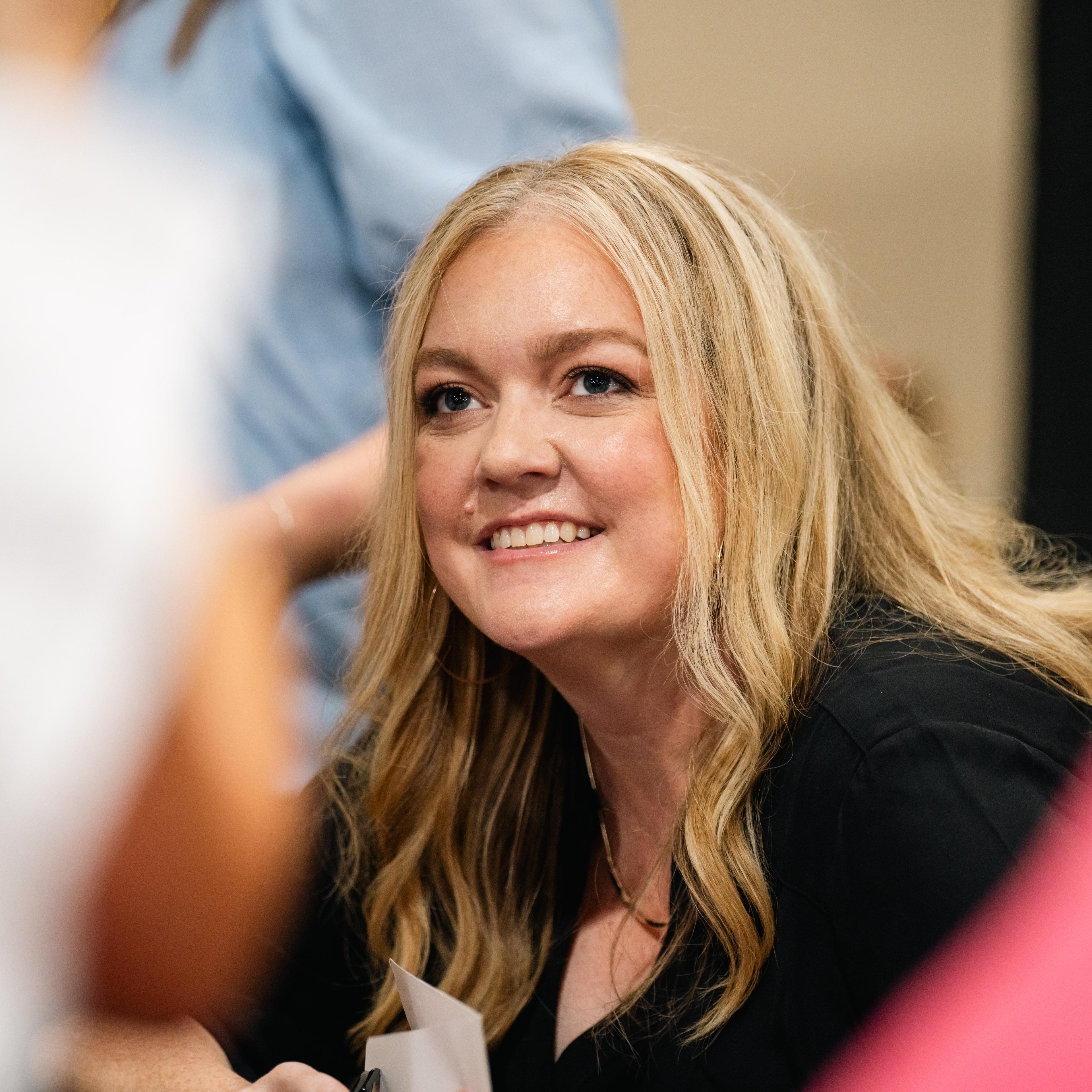 Colleen Hoover at Book Bonanza