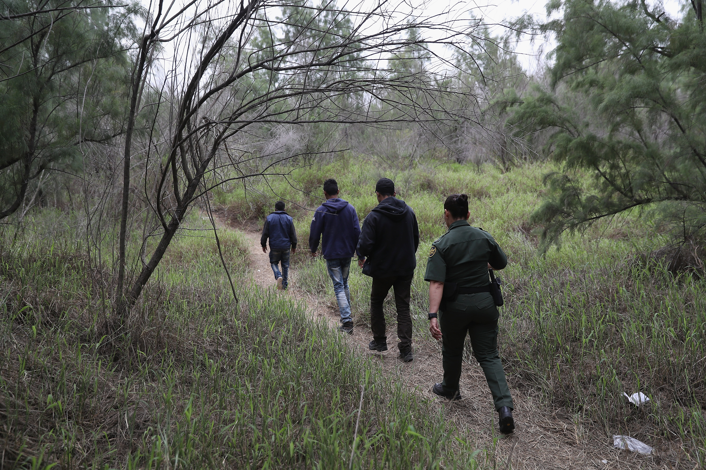 Immigrants Surge Across Border Ahead Of Trump Inauguration