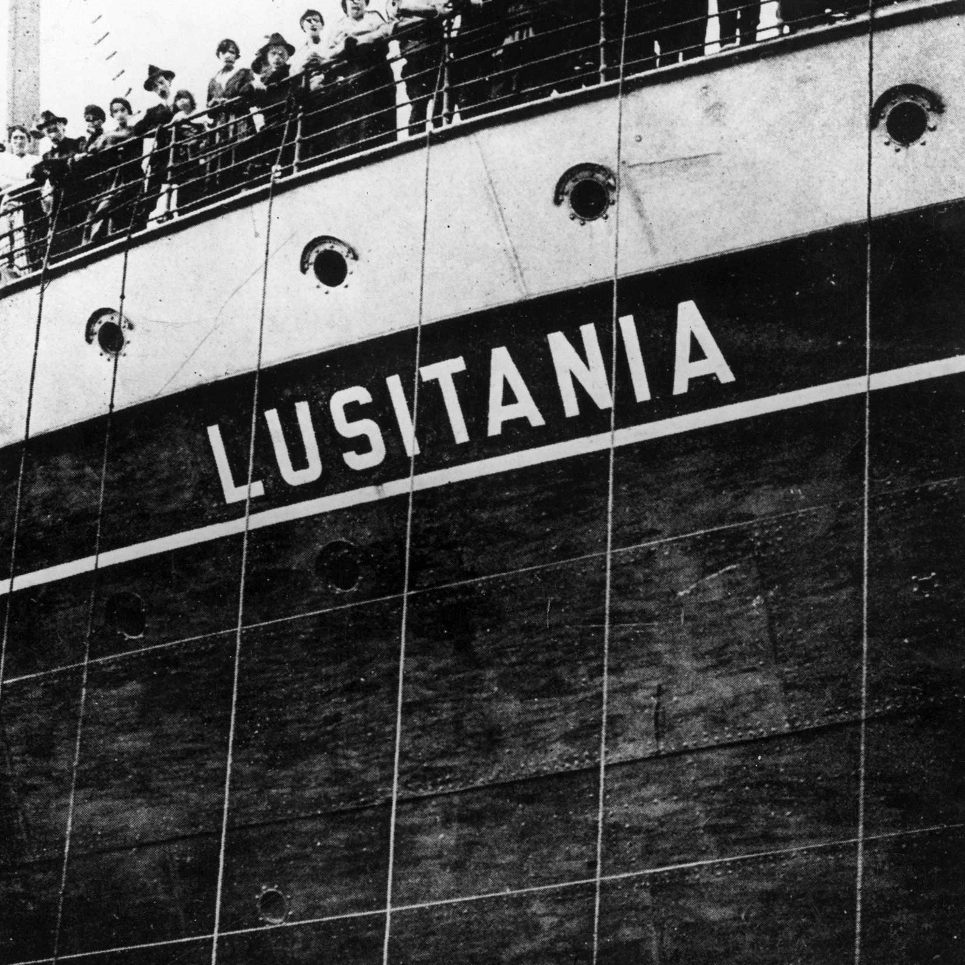 Extras line the deck of the huge set built to represent the ill-fated steamship 'Lusitania' for the silent film 'The Sinking of the Lusitania'.