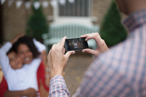 taking-photo-family