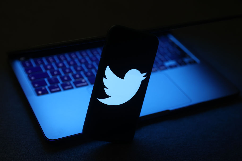 Twitter Photo Illustration