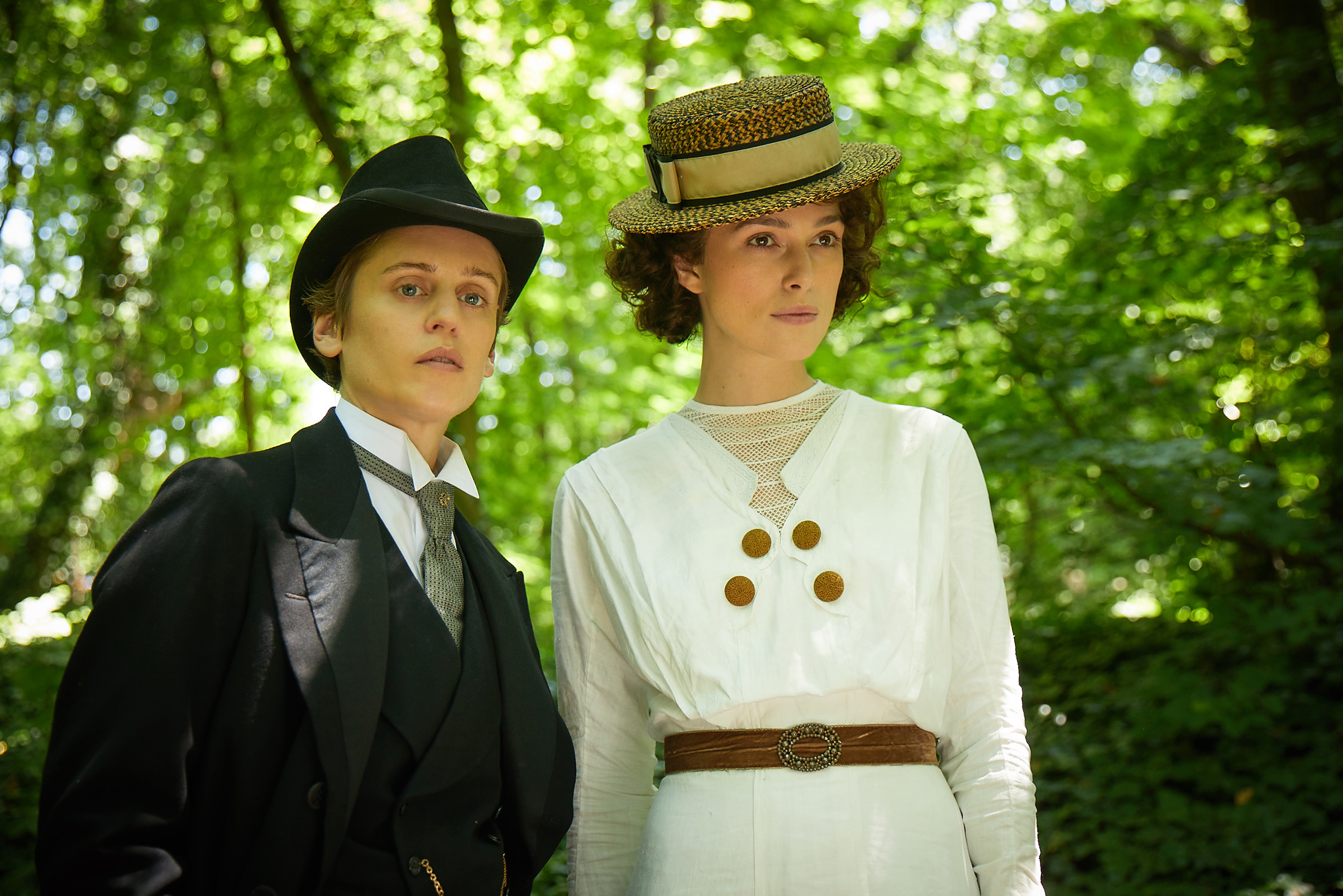 Denise Gough stars as Missy and Keira Knightley as Colette in the movie 'Colette'.