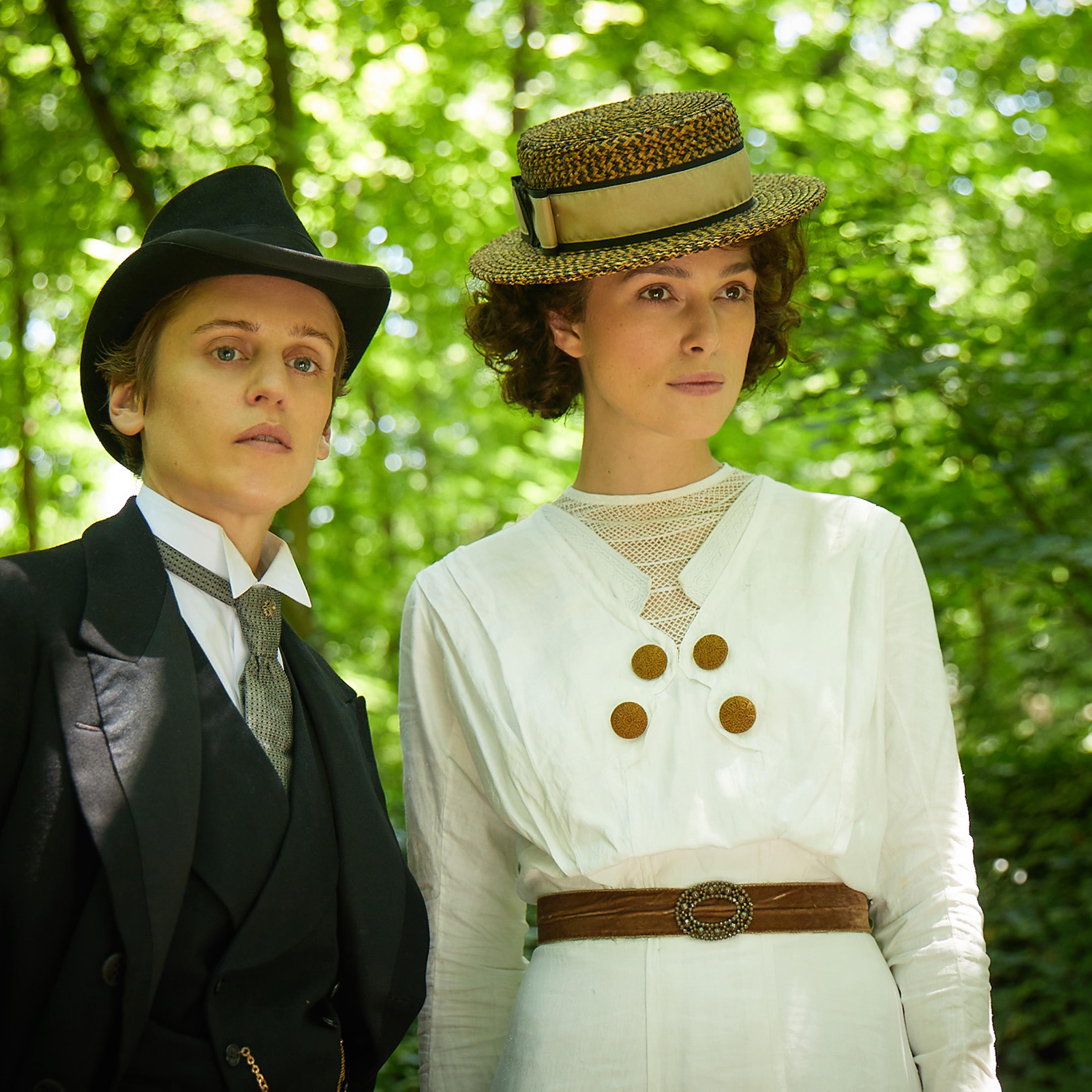 Denise Gough stars as Missy and Keira Knightley as Colette in the movie 'Colette'.