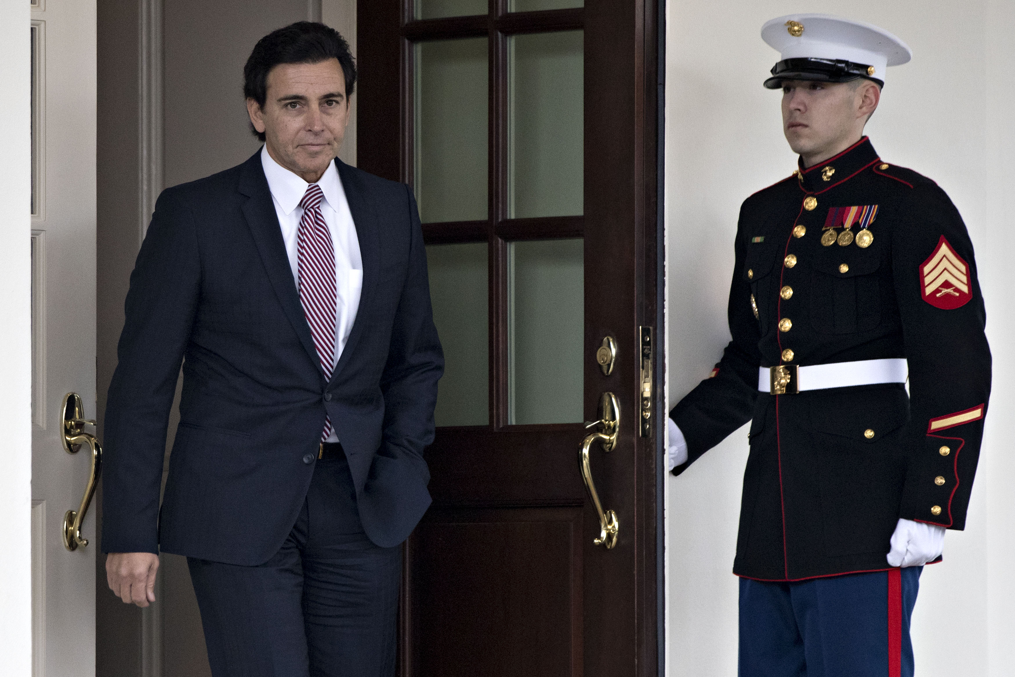 Mark Fields, president and chief executive officer of Ford Motor Co., arrives to a news conference outside the White House after a meeting with U.S. President Donald Trump, not pictured, in Washington, D.C., U.S., on Tuesday, Jan. 24, 2017.