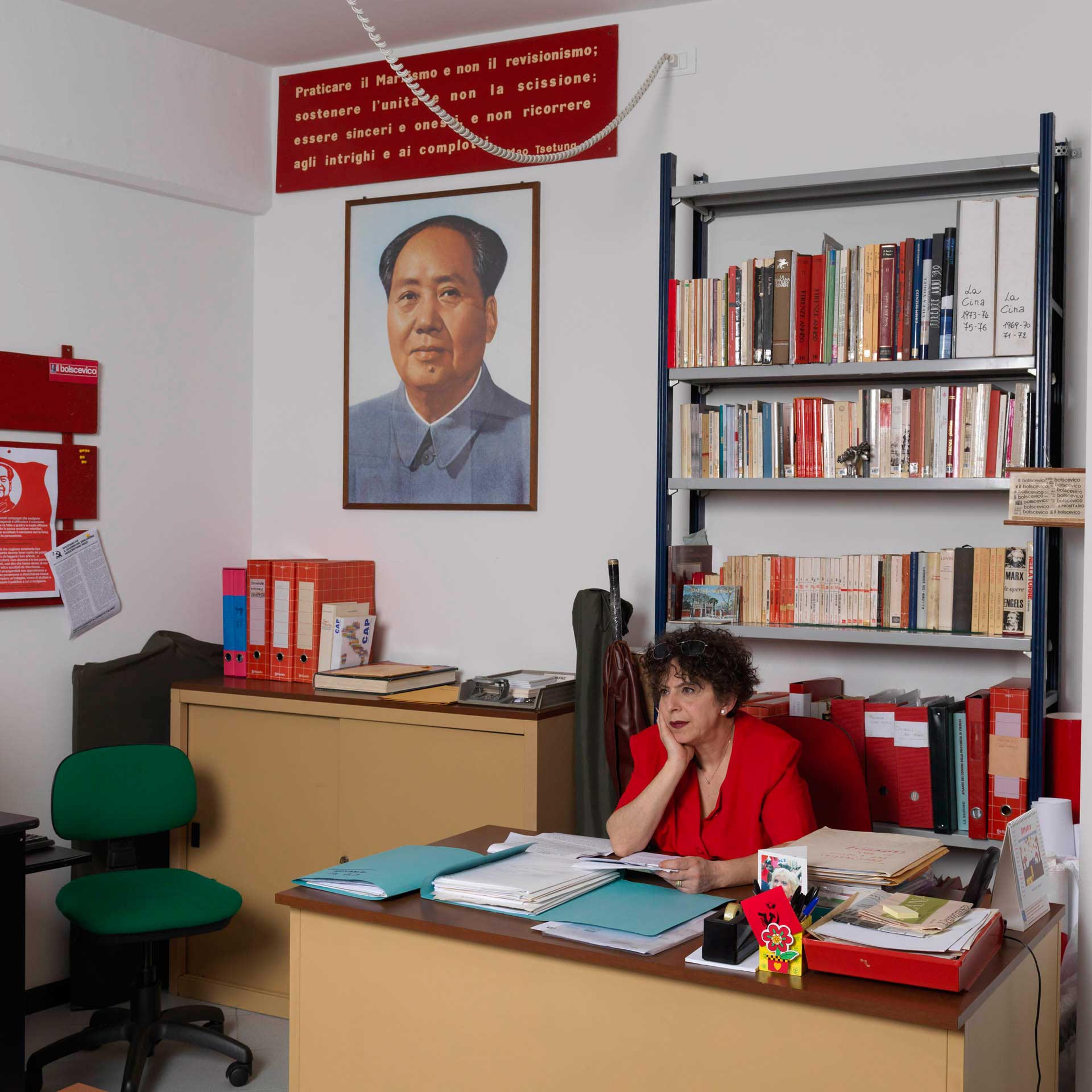 Partito Marxista-Leninista Italiano, sede centrale (head office) in Florence. Cinzia, membro della cellula "Nerina 'Lucia' Paoletti" in Florence.
