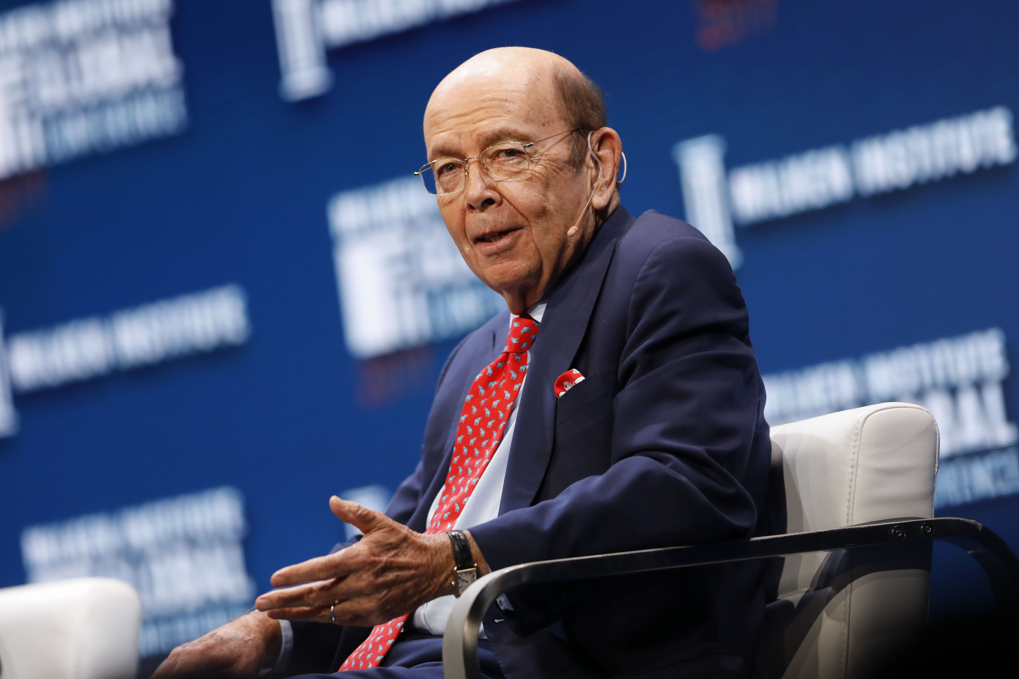 wilbur ross syrian airstrike after dinner entertainment mar a lago