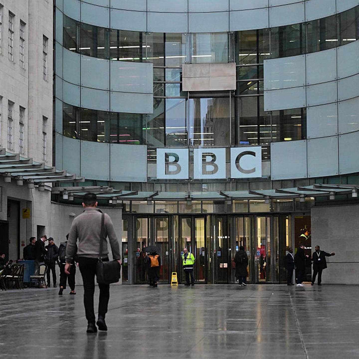 BBC Director-General Tim Davie and News Chief Deborah Turness resign over Trump documentary controversy