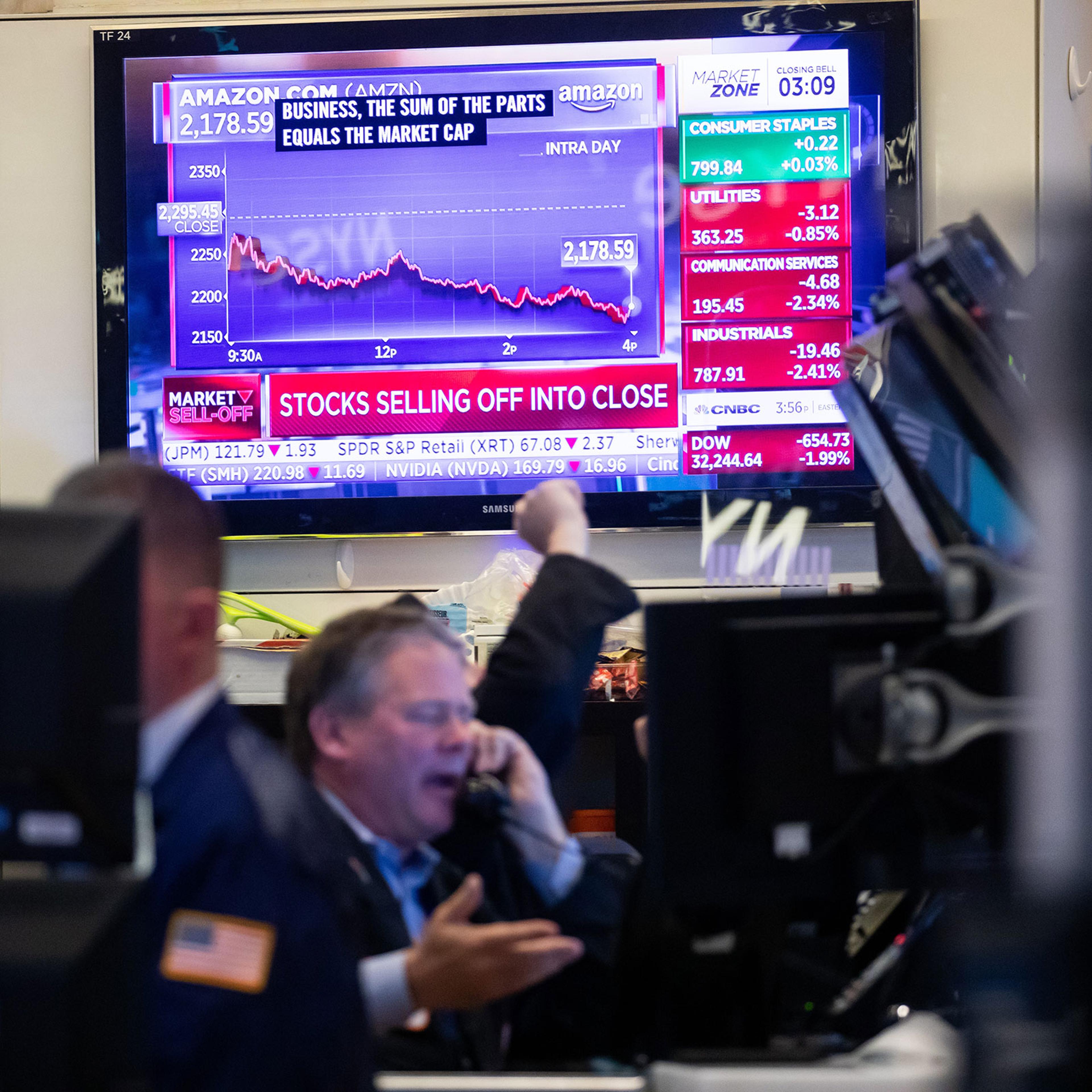 Traders work at the New York Stock Exchange in New York City, on May 9, 2022.