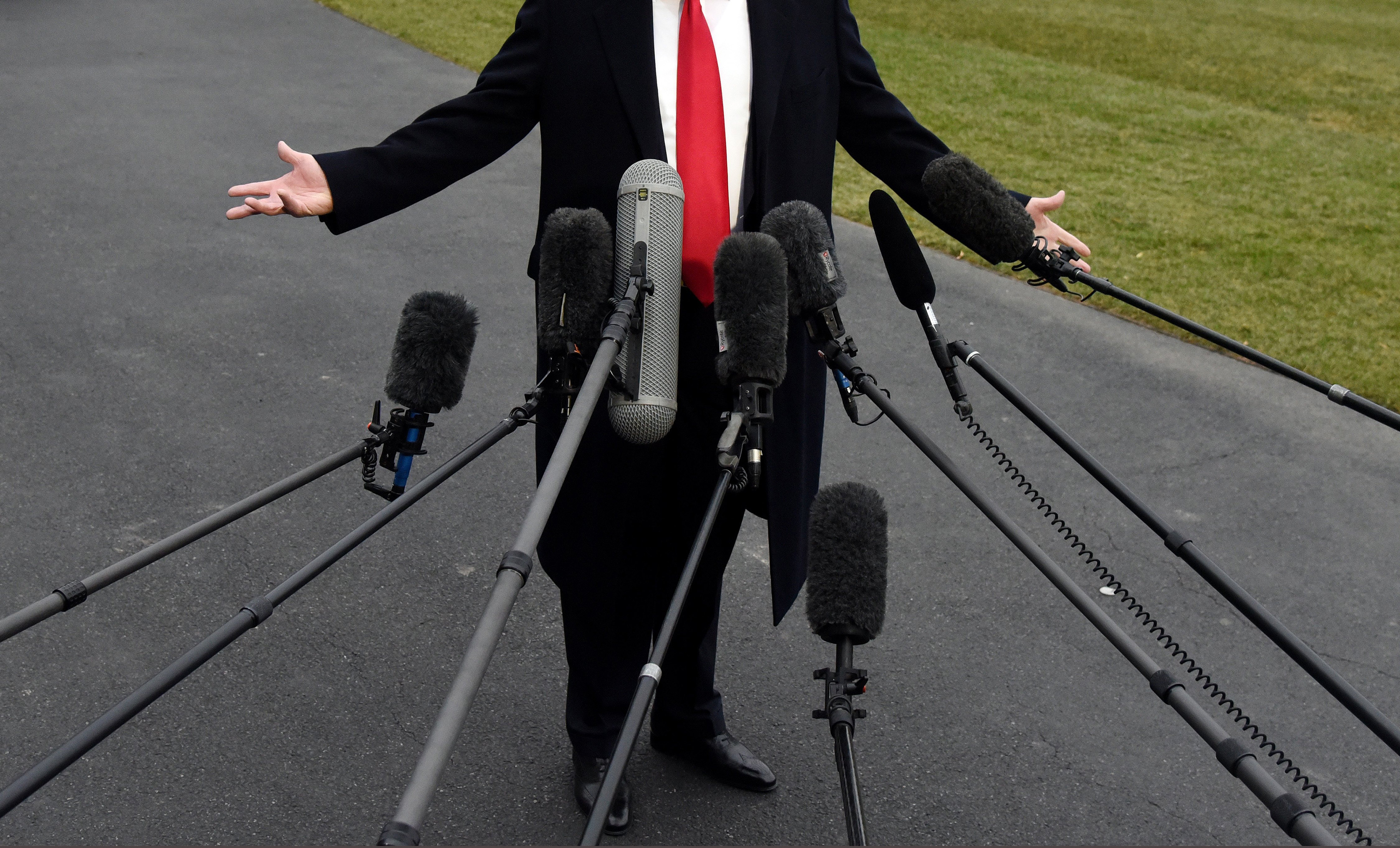 President Donald Trump in-praise-of-leaks