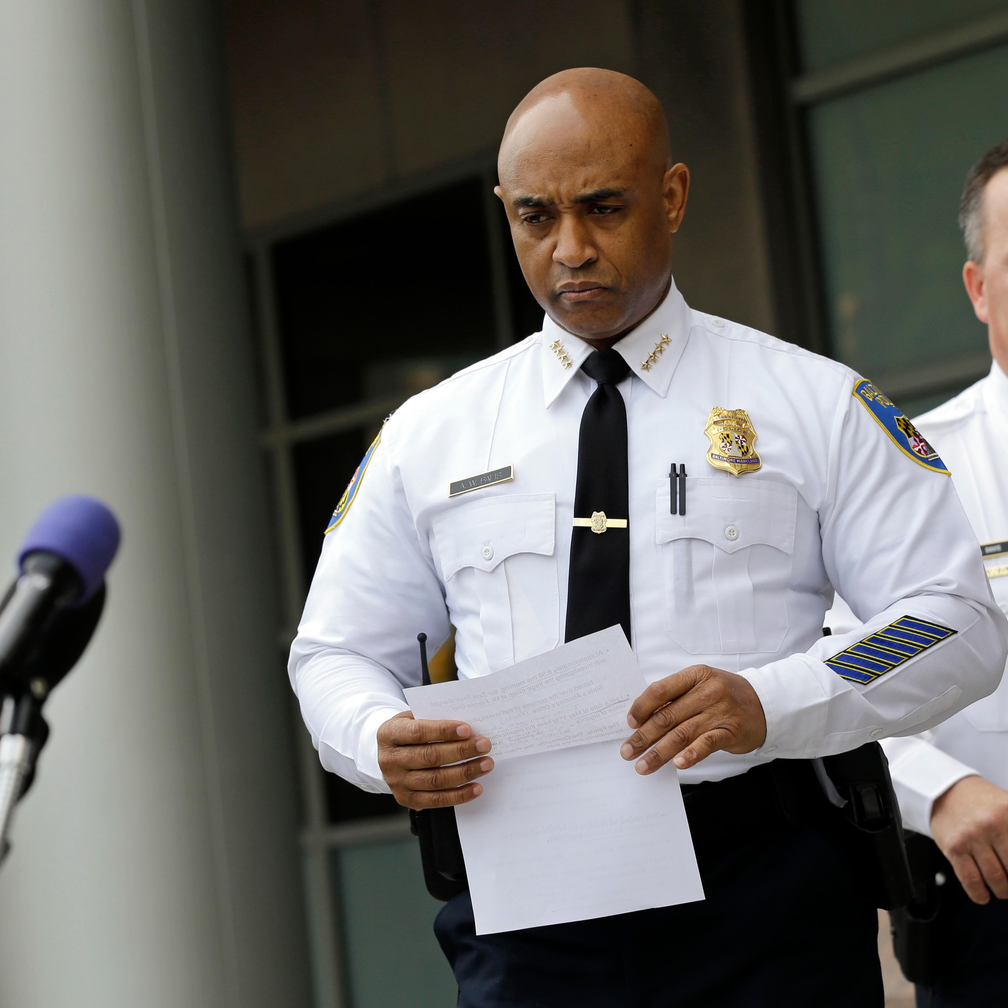 Anthony Batts, Kevin Davis