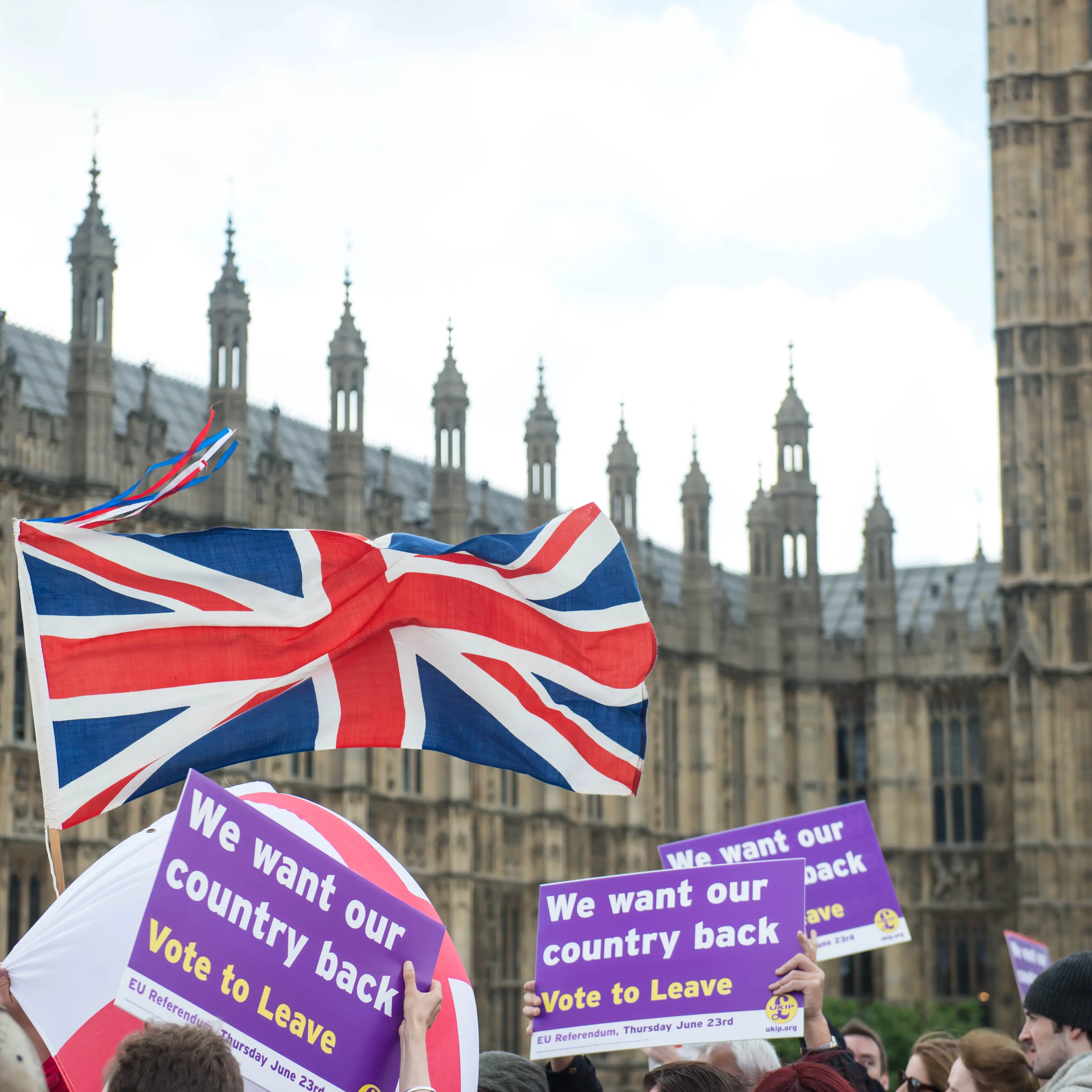 Campaigners join Nigel Farage, leader of the UK Independence Party, in their support for the 'Leave' campaign for the upcoming EU Referendum aboard a boat on the River Thames on June 15, 2016 in London, England.