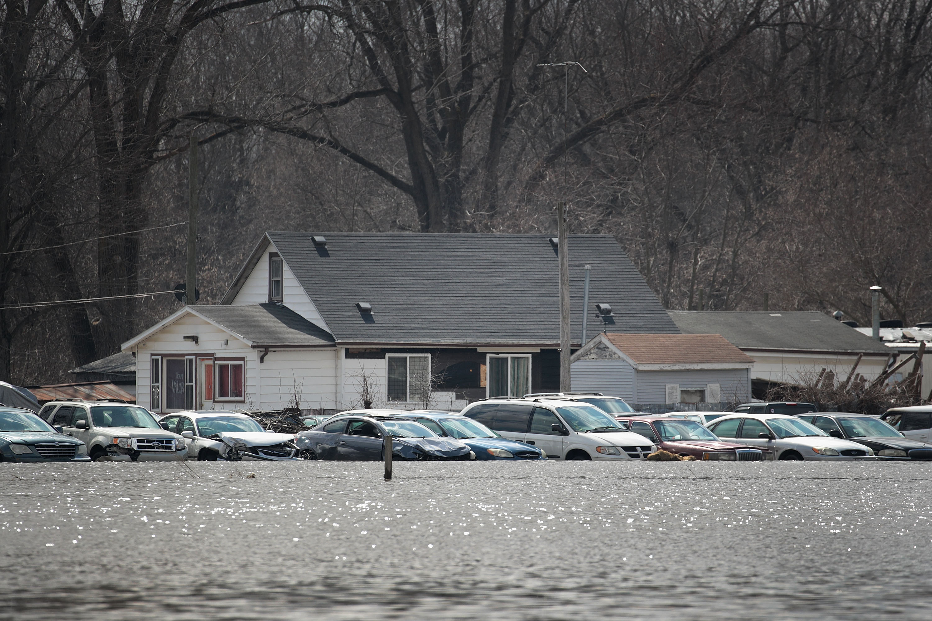 After Heavy Snows, Midwest Rivers Flood Their Banks