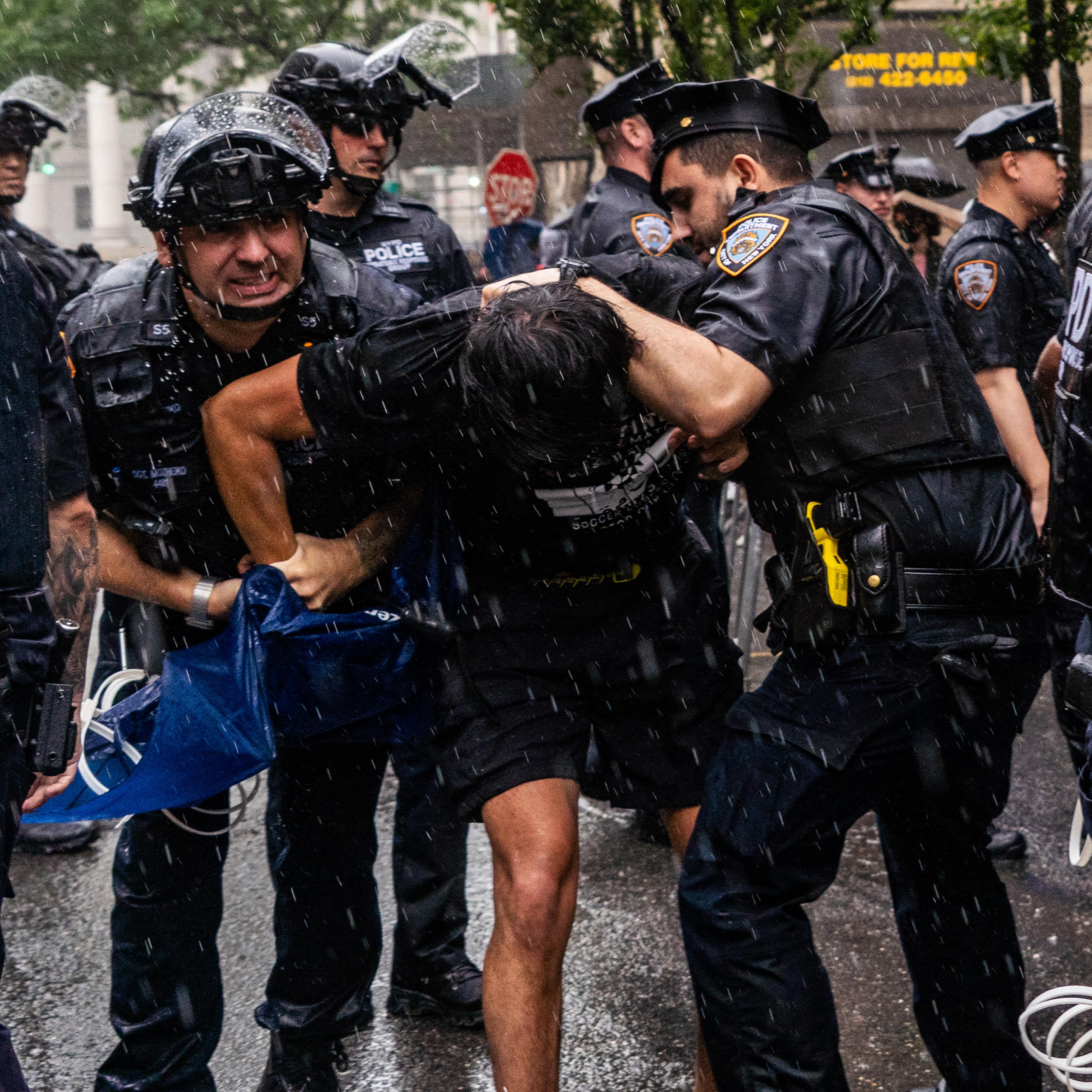 USA-ICE-PROTEST-26-FEDERAL-PLAZA